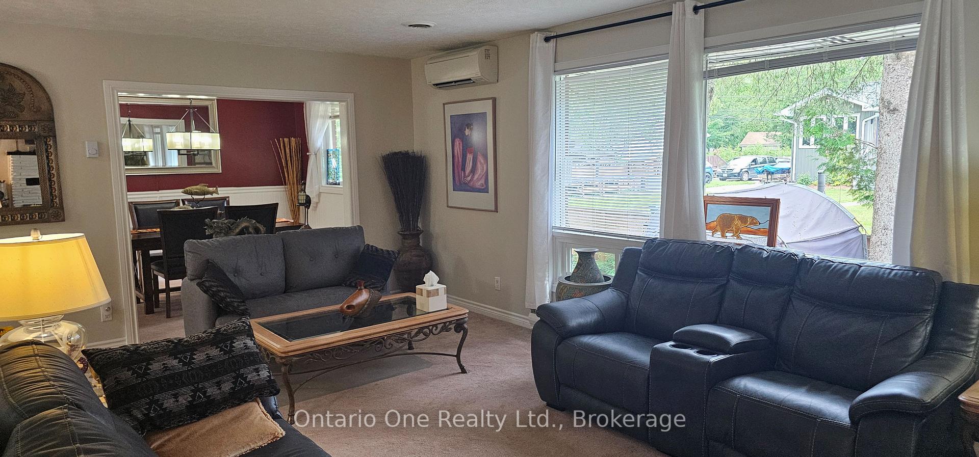 Photo 3 of 150 Lofty Pines Crescent, Gravenhurst, Muskoka (S) — HOMEH