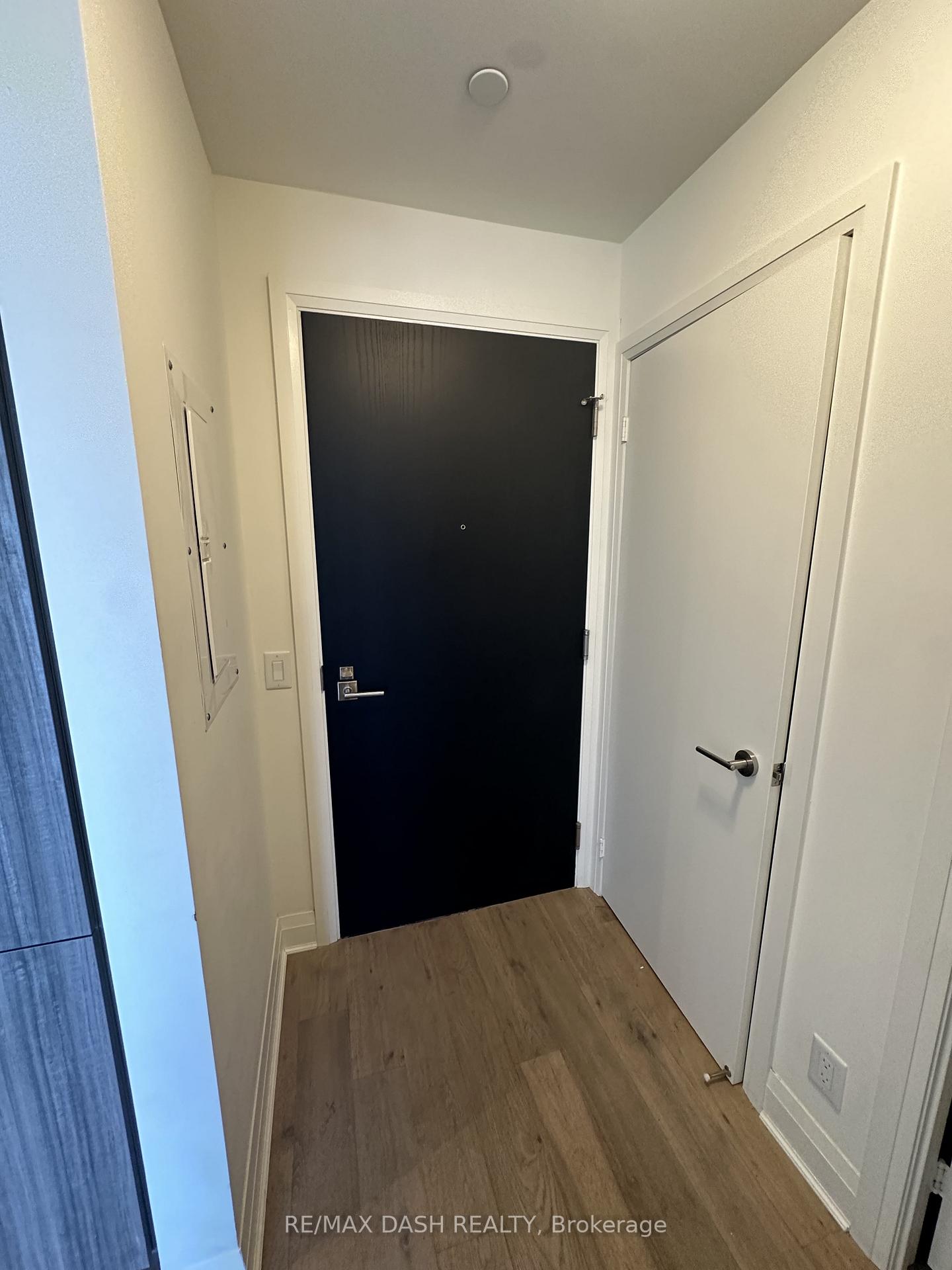 Photo 9 of Unit 501, 151 Avenue Road, Toronto, The Annex — HOMEH