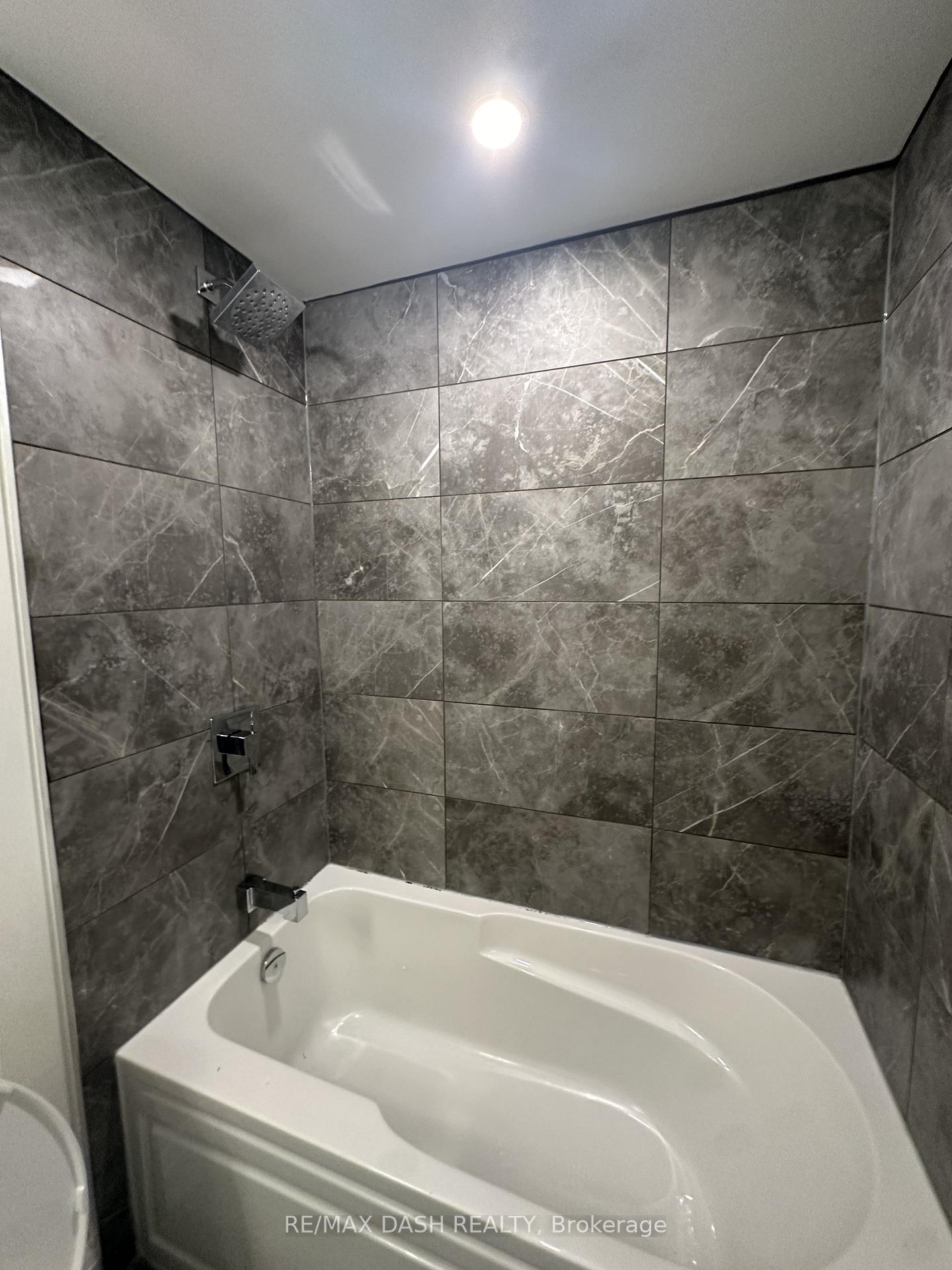Photo 12 of Unit 501, 151 Avenue Road, Toronto, The Annex — HOMEH