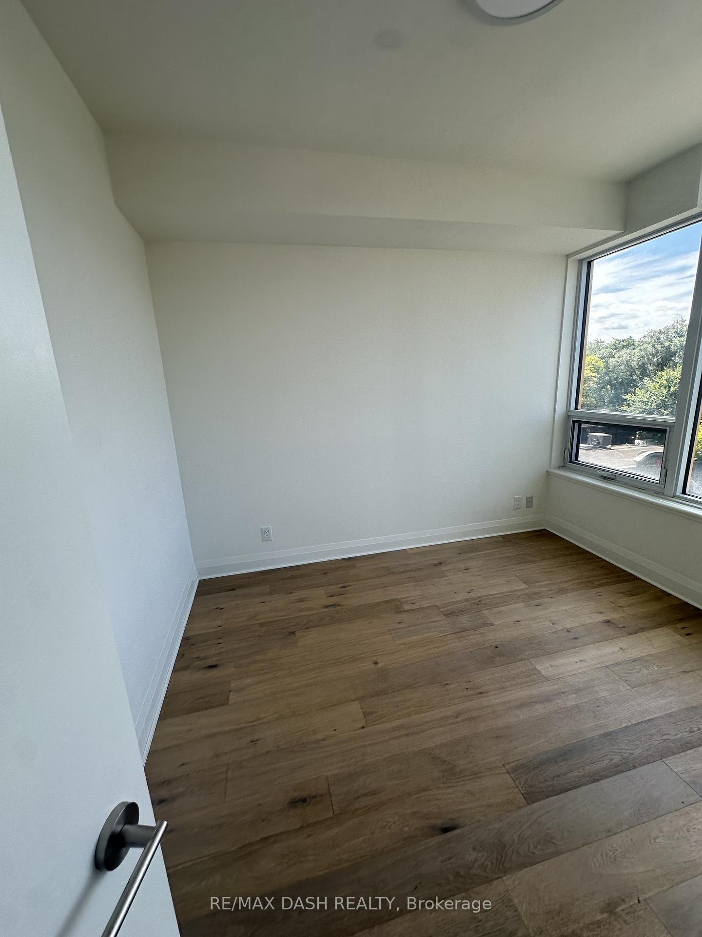 Photo 17 of Unit 501, 151 Avenue Road, Toronto, The Annex — HOMEH