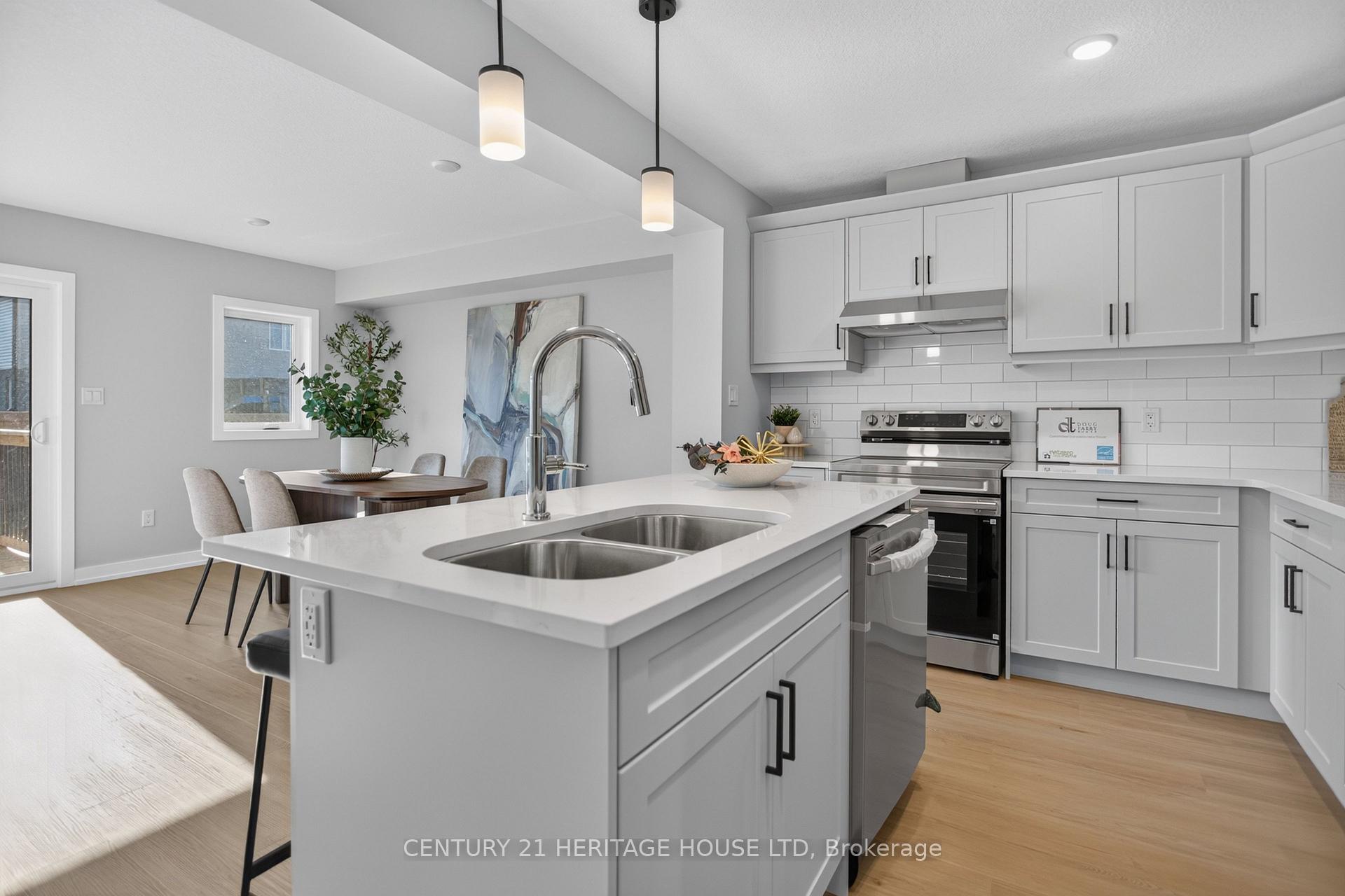 Photo 7 of 25 Kiln Lane E, St. Thomas — HOMEH