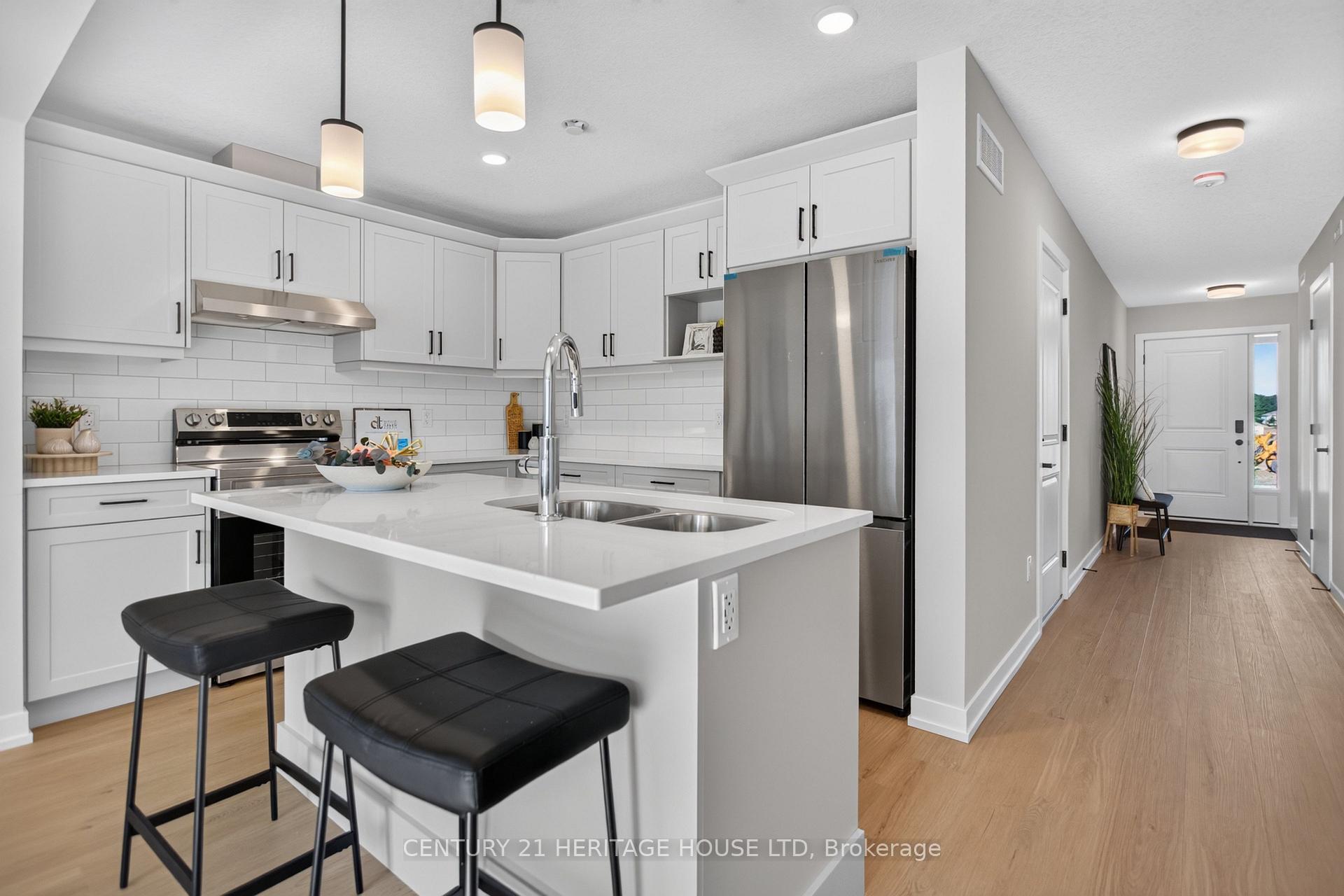 Photo 8 of 25 Kiln Lane E, St. Thomas — HOMEH