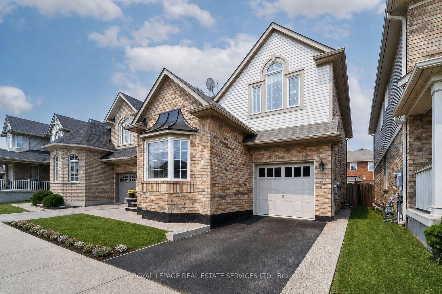 Photo 2 of 243 McDougall Cross, Milton, Harrison — HOMEH
