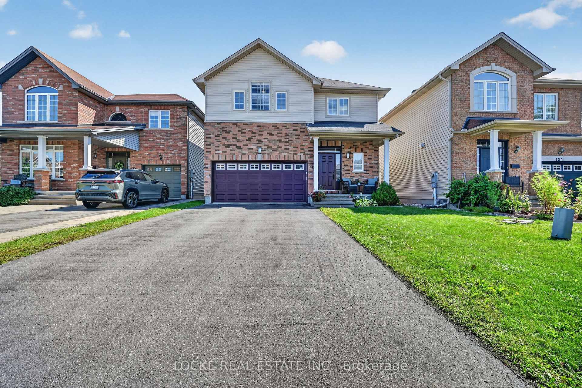 Photo 1 of 196 Felicity Crescent, Ottawa, Mer Bleue/Bradley Estates/Anderson Park — HOMEH