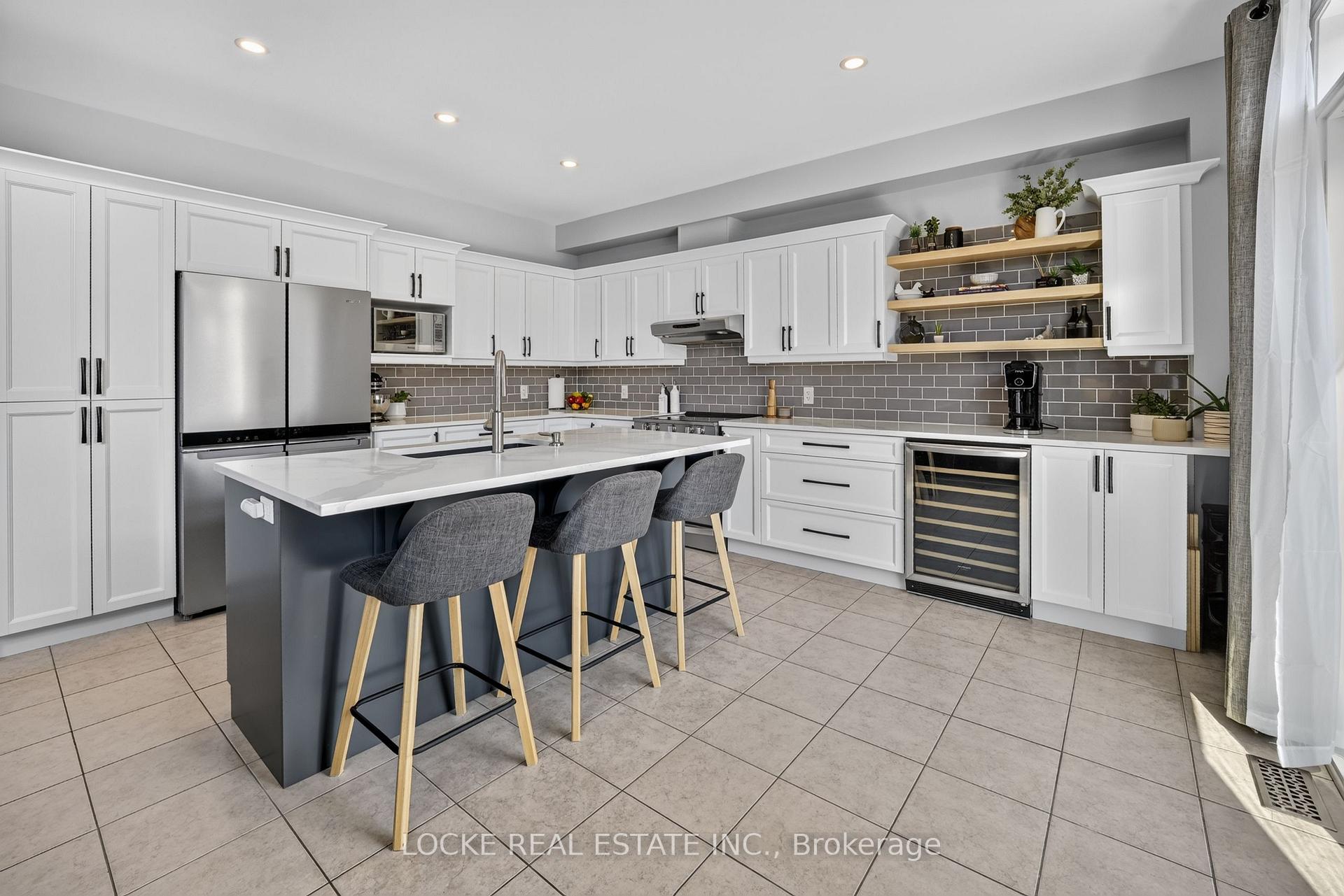 Photo 29 of 196 Felicity Crescent, Ottawa, Mer Bleue/Bradley Estates/Anderson Park — HOMEH