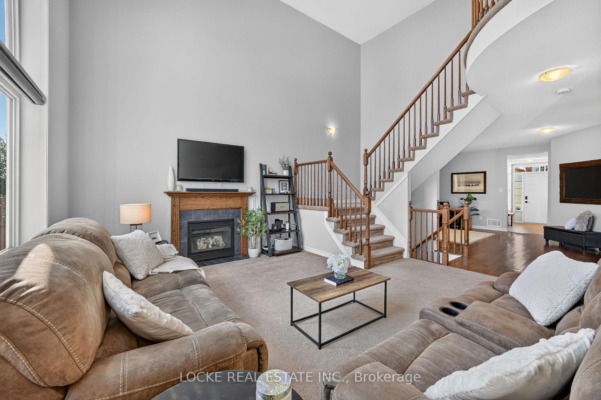 Photo 43 of 196 Felicity Crescent, Ottawa, Mer Bleue/Bradley Estates/Anderson Park — HOMEH