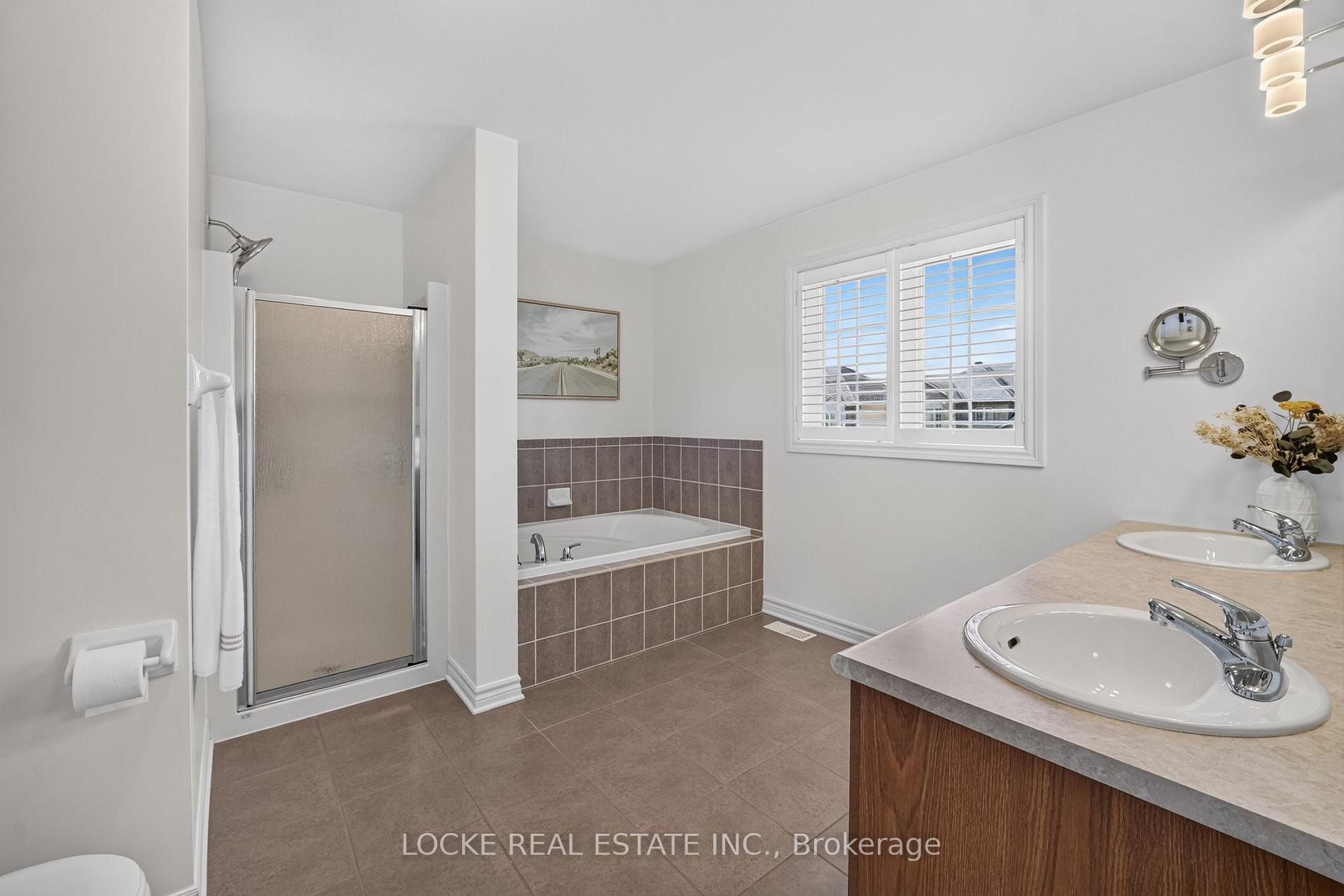 Photo 55 of 196 Felicity Crescent, Ottawa, Mer Bleue/Bradley Estates/Anderson Park — HOMEH