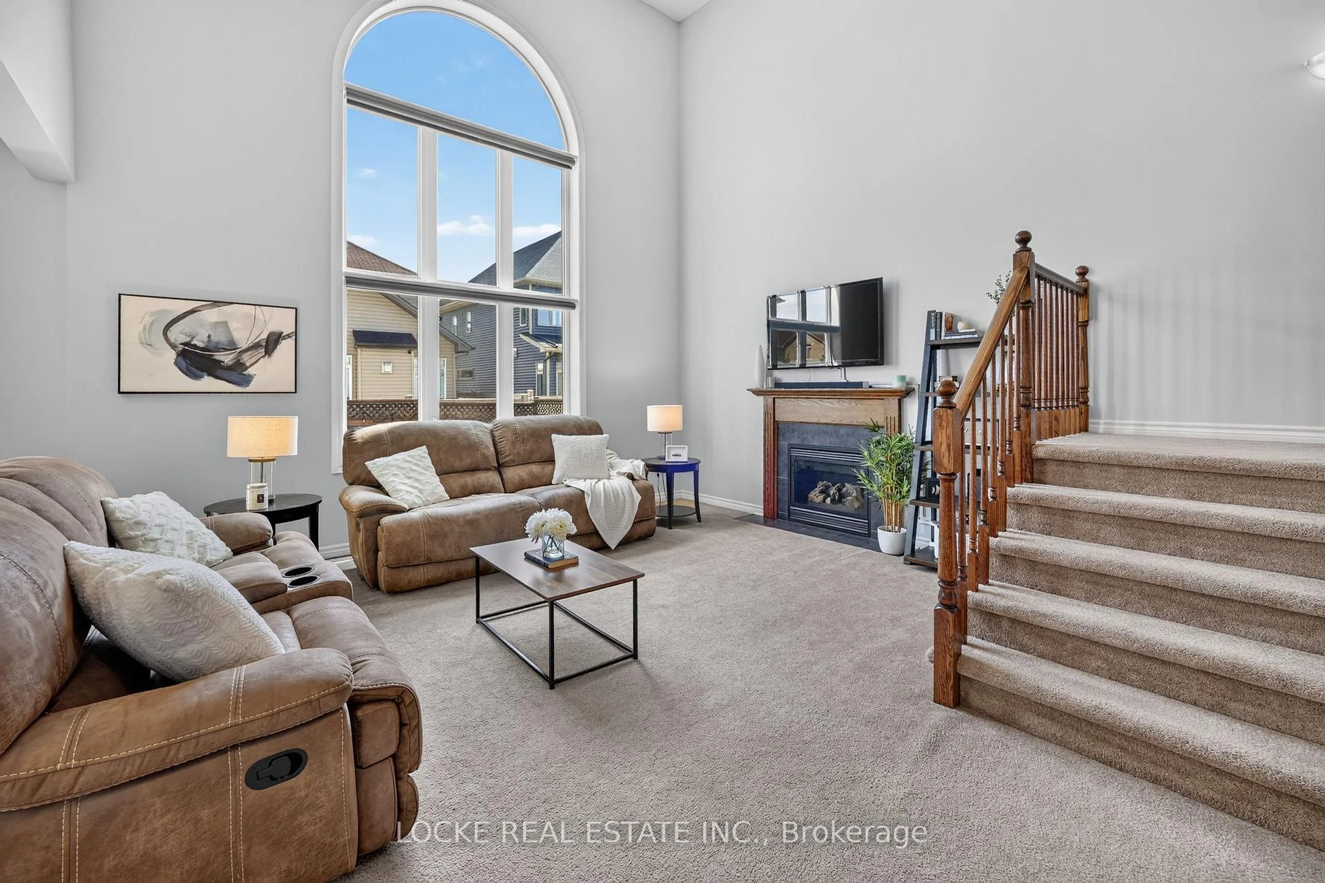 Photo 15 of 196 Felicity Crescent, Ottawa, Mer Bleue/Bradley Estates/Anderson Park — HOMEH