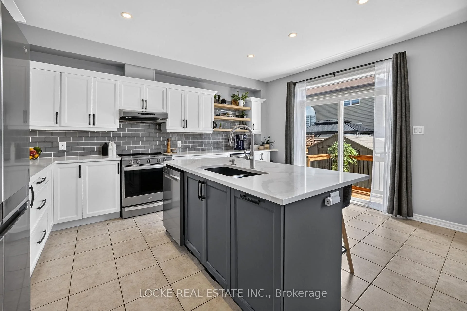Photo 26 of 196 Felicity Crescent, Ottawa, Mer Bleue/Bradley Estates/Anderson Park — HOMEH