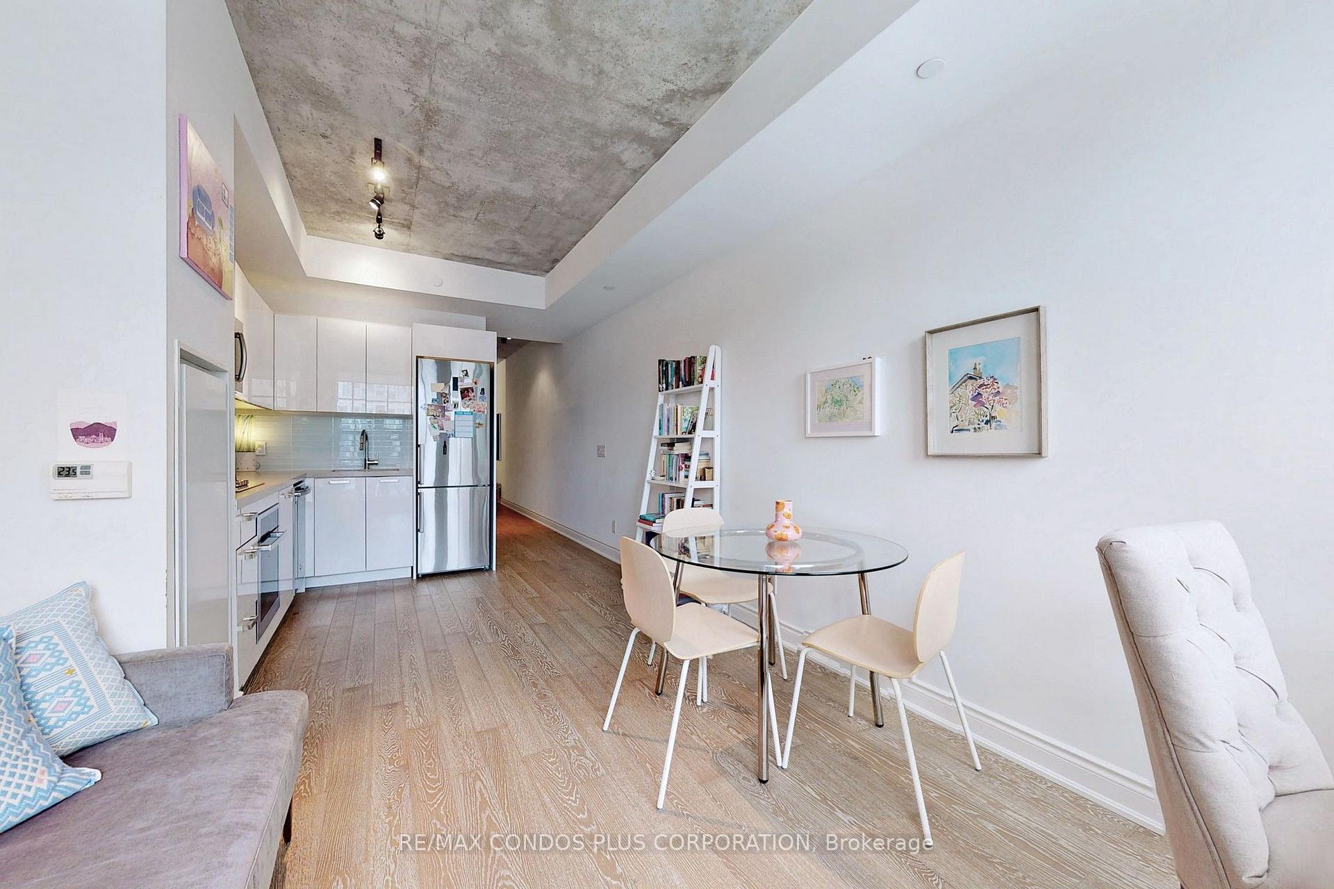 Photo 12 of Unit 908, 608 Richmond Street W, Toronto, Waterfront Communities — HOMEH