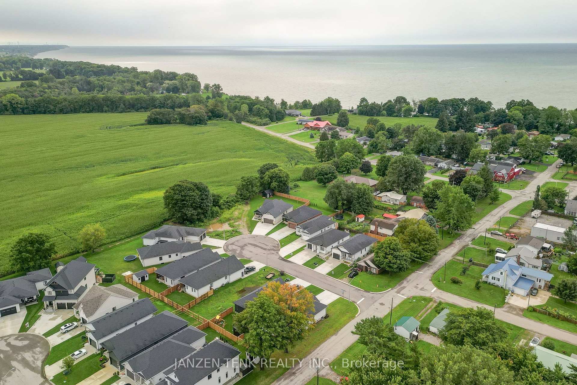 Photo 6 of 16 Charles Court, Bayham, Port Burwell — HOMEH