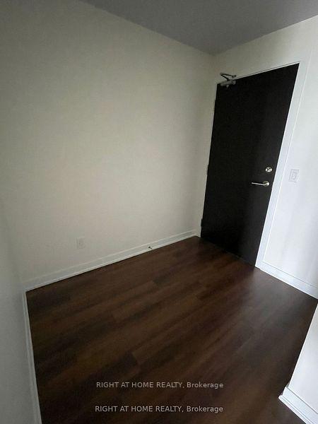 Photo 2 of Unit 1305, 60 Berwick Avenue, Toronto, Yonge-Eglinton — HOMEH