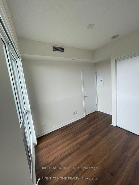 Photo 4 of Unit 1305, 60 Berwick Avenue, Toronto, Yonge-Eglinton — HOMEH