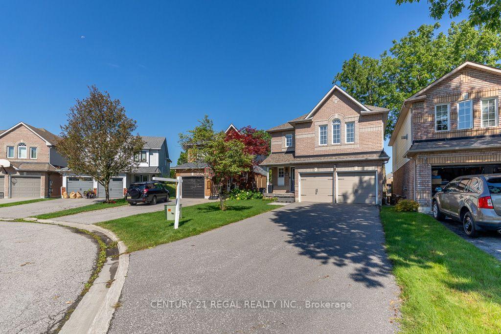 Photo 2 of 1218 Monica Cook Place, Pickering, Bay Ridges — HOMEH