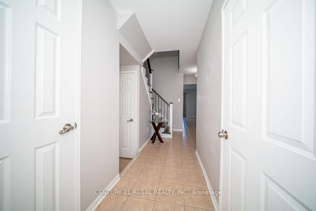 Photo 5 of 1218 Monica Cook Place, Pickering, Bay Ridges — HOMEH