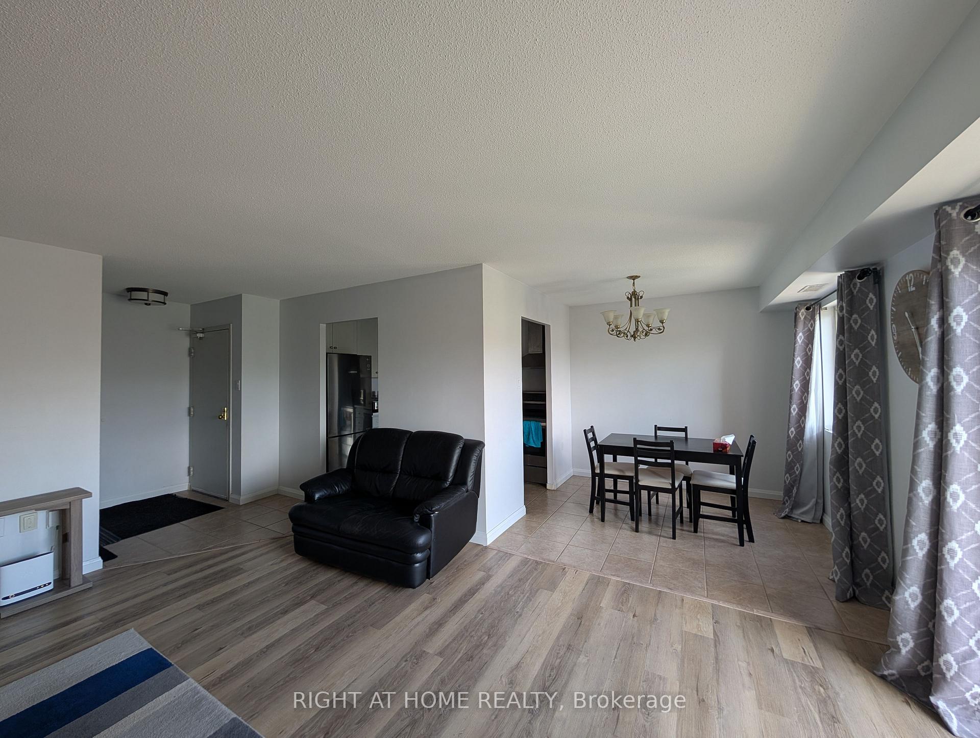 Photo 3 of Unit 408, 860 Commissioners Road E, London, South H — HOMEH