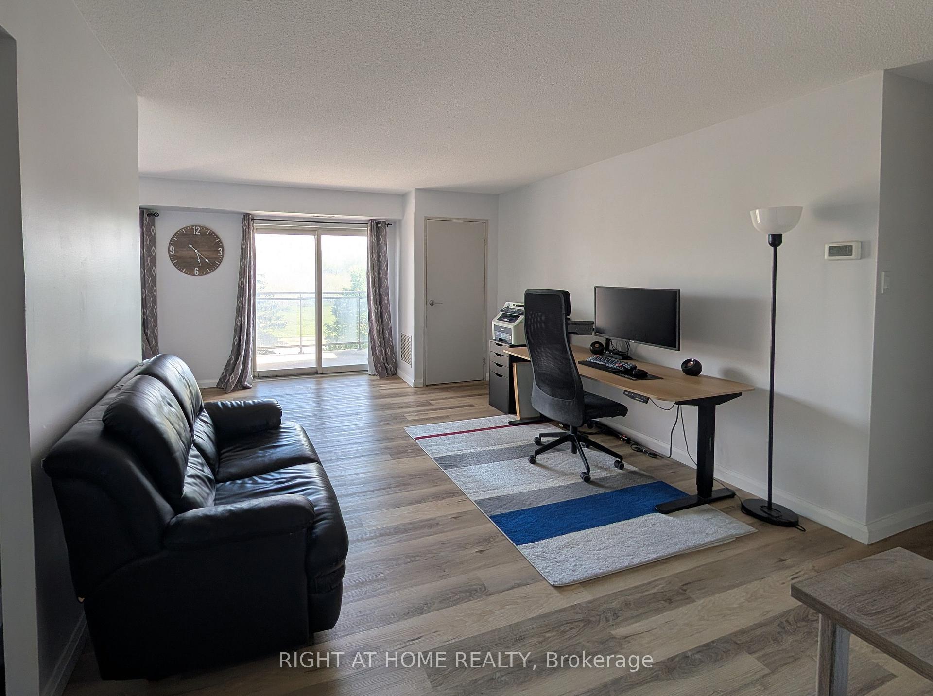 Photo 4 of Unit 408, 860 Commissioners Road E, London, South H — HOMEH