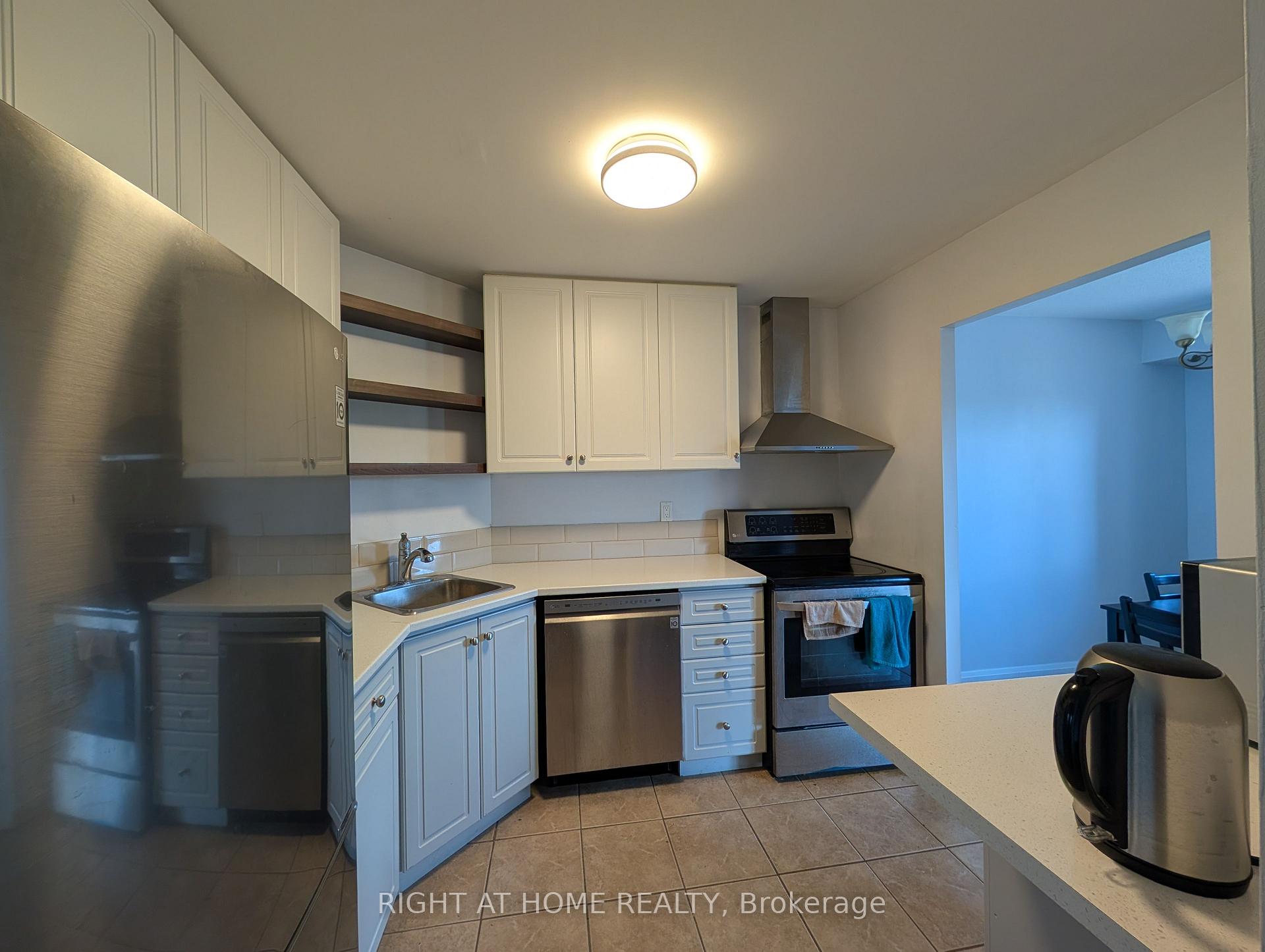Photo 8 of Unit 408, 860 Commissioners Road E, London, South H — HOMEH