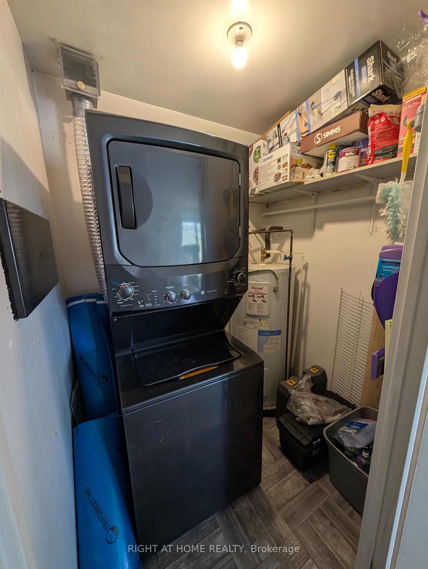 Photo 13 of Unit 408, 860 Commissioners Road E, London, South H — HOMEH