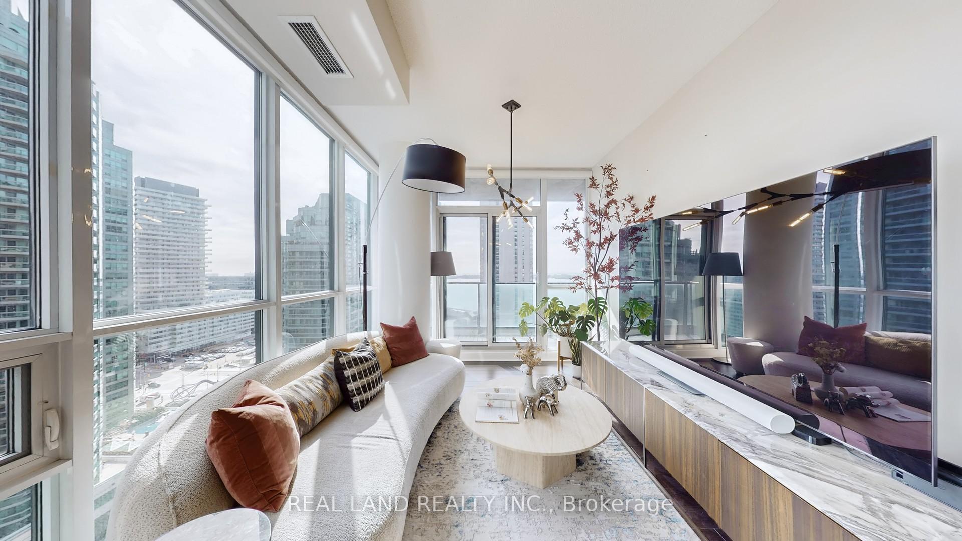 Photo 7 of Unit 1908, 33 Bay Street, Toronto, Waterfront Communities — HOMEH