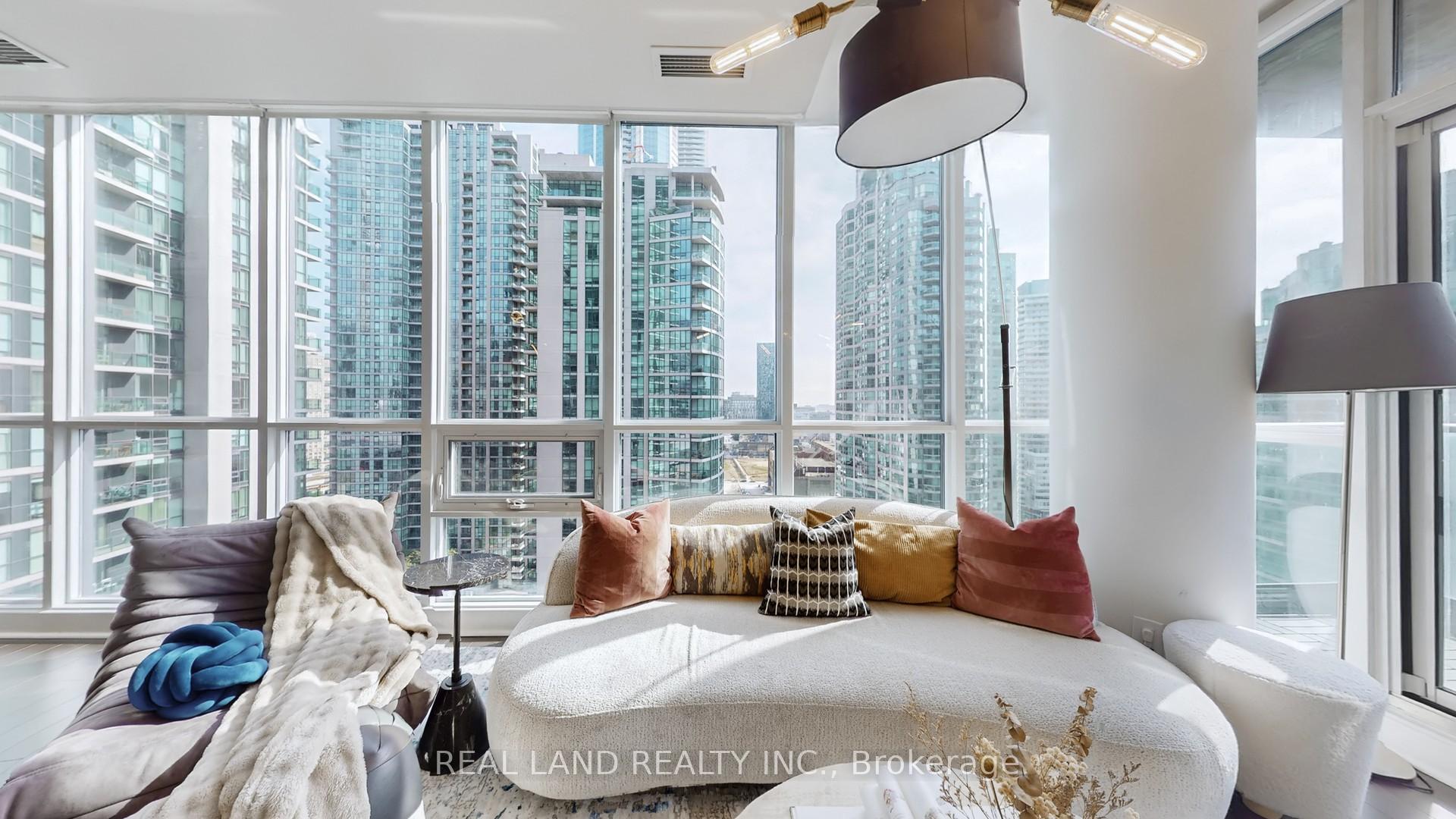 Photo 10 of Unit 1908, 33 Bay Street, Toronto, Waterfront Communities — HOMEH