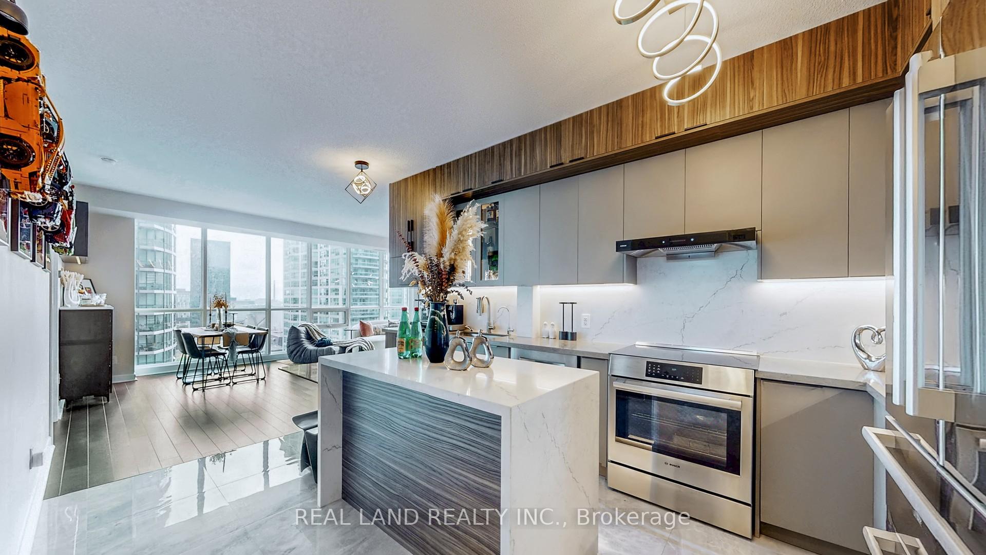 Photo 13 of Unit 1908, 33 Bay Street, Toronto, Waterfront Communities — HOMEH