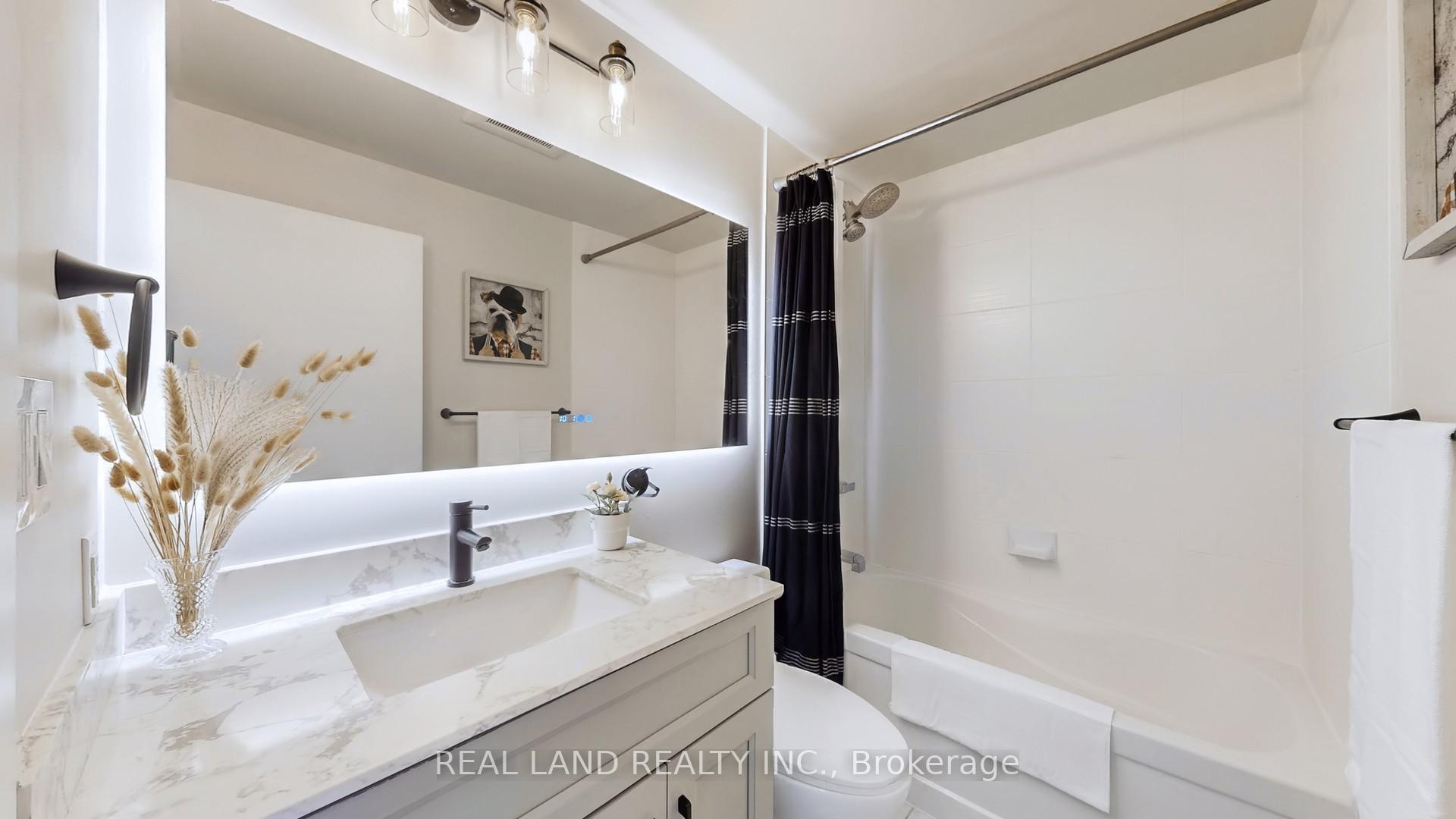 Photo 28 of Unit 1908, 33 Bay Street, Toronto, Waterfront Communities — HOMEH