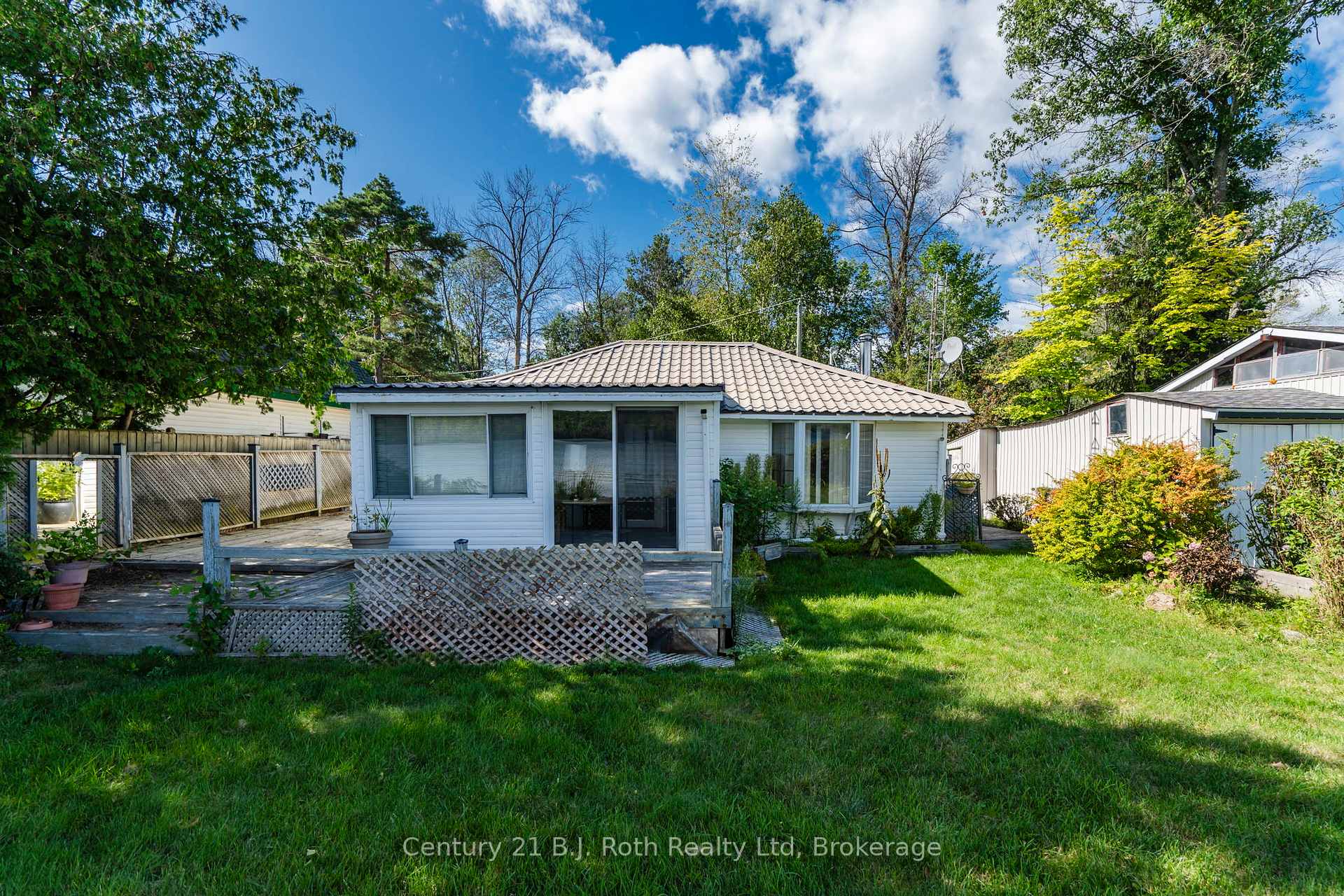 Photo 8 of 15 Bow Road, Tiny, Rural Tiny — HOMEH