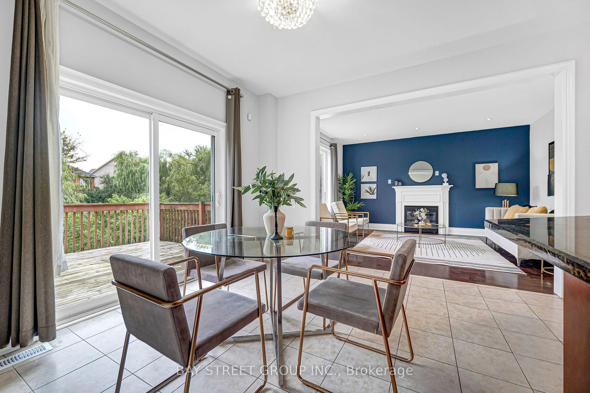 Photo 17 of 45 Old Orchard Crescent, Richmond Hill, Rouge Woods — HOMEH