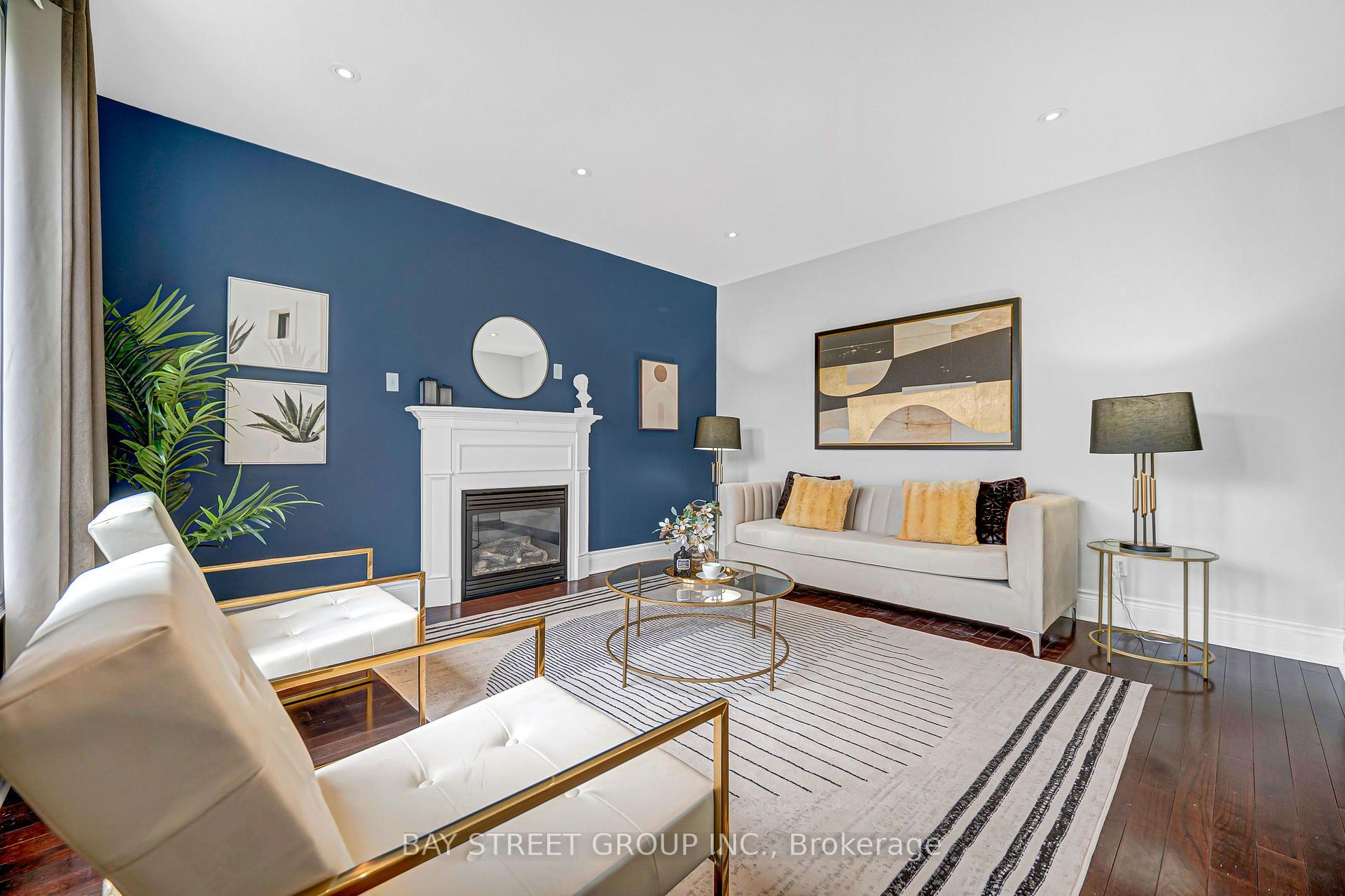 Photo 19 of 45 Old Orchard Crescent, Richmond Hill, Rouge Woods — HOMEH