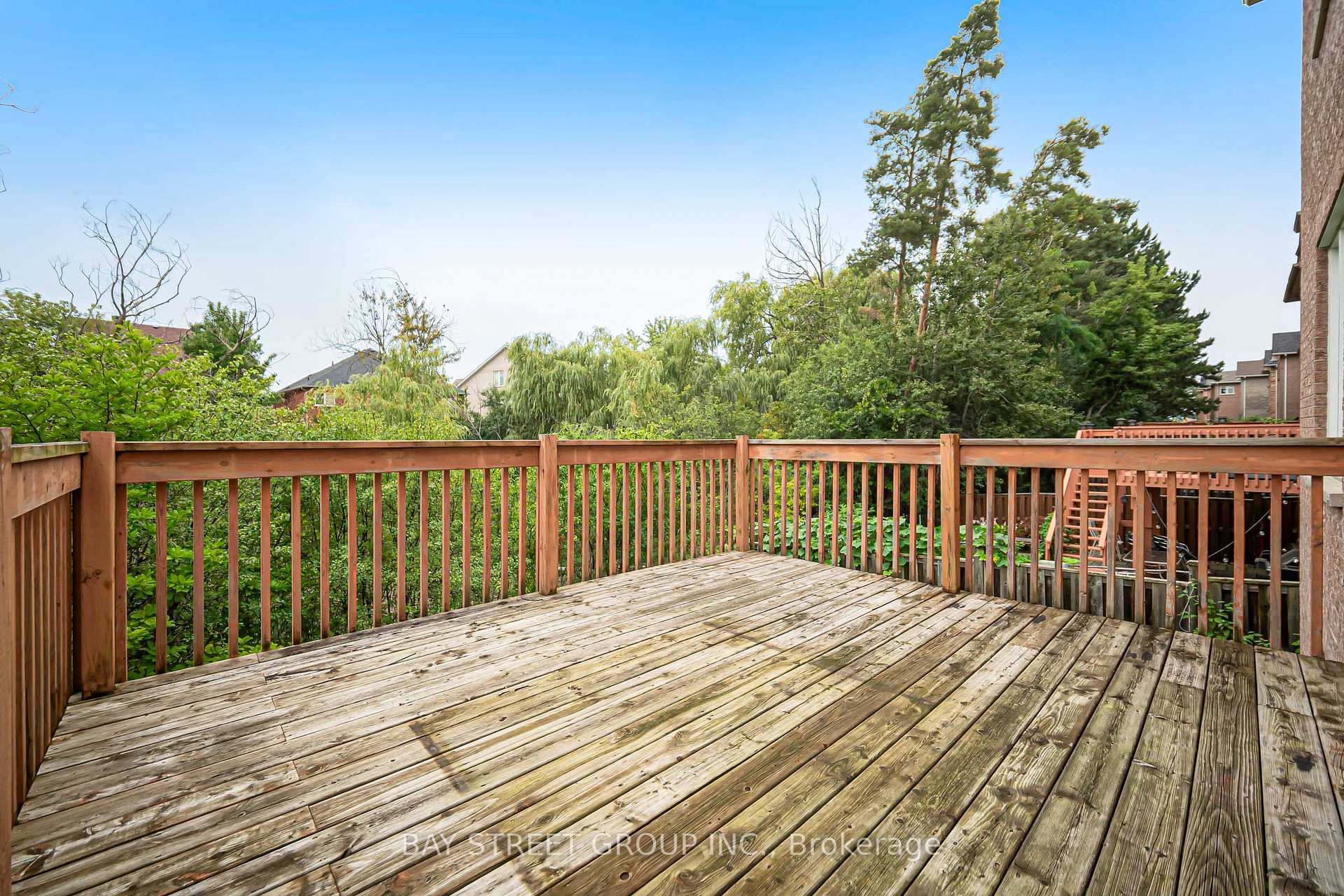 Photo 24 of 45 Old Orchard Crescent, Richmond Hill, Rouge Woods — HOMEH