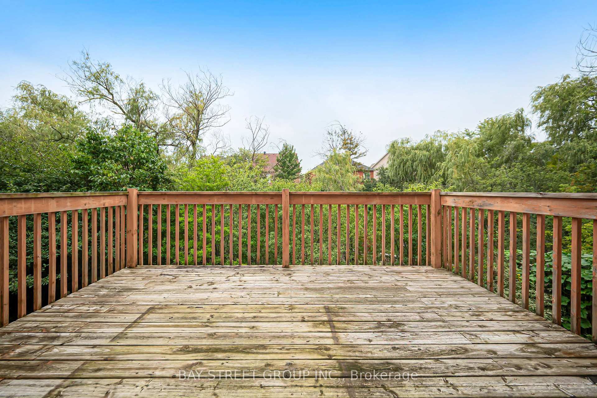 Photo 25 of 45 Old Orchard Crescent, Richmond Hill, Rouge Woods — HOMEH
