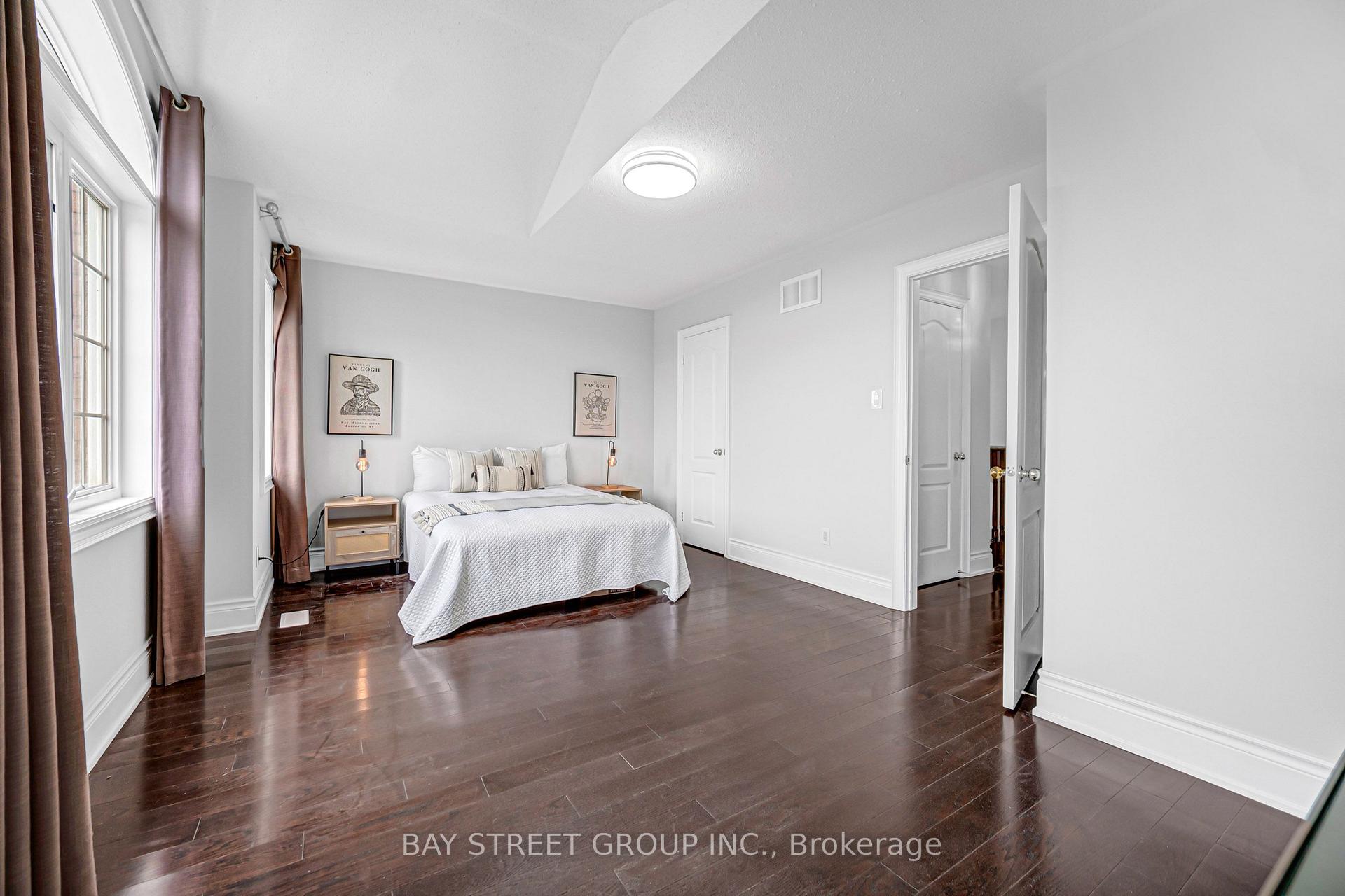 Photo 40 of 45 Old Orchard Crescent, Richmond Hill, Rouge Woods — HOMEH