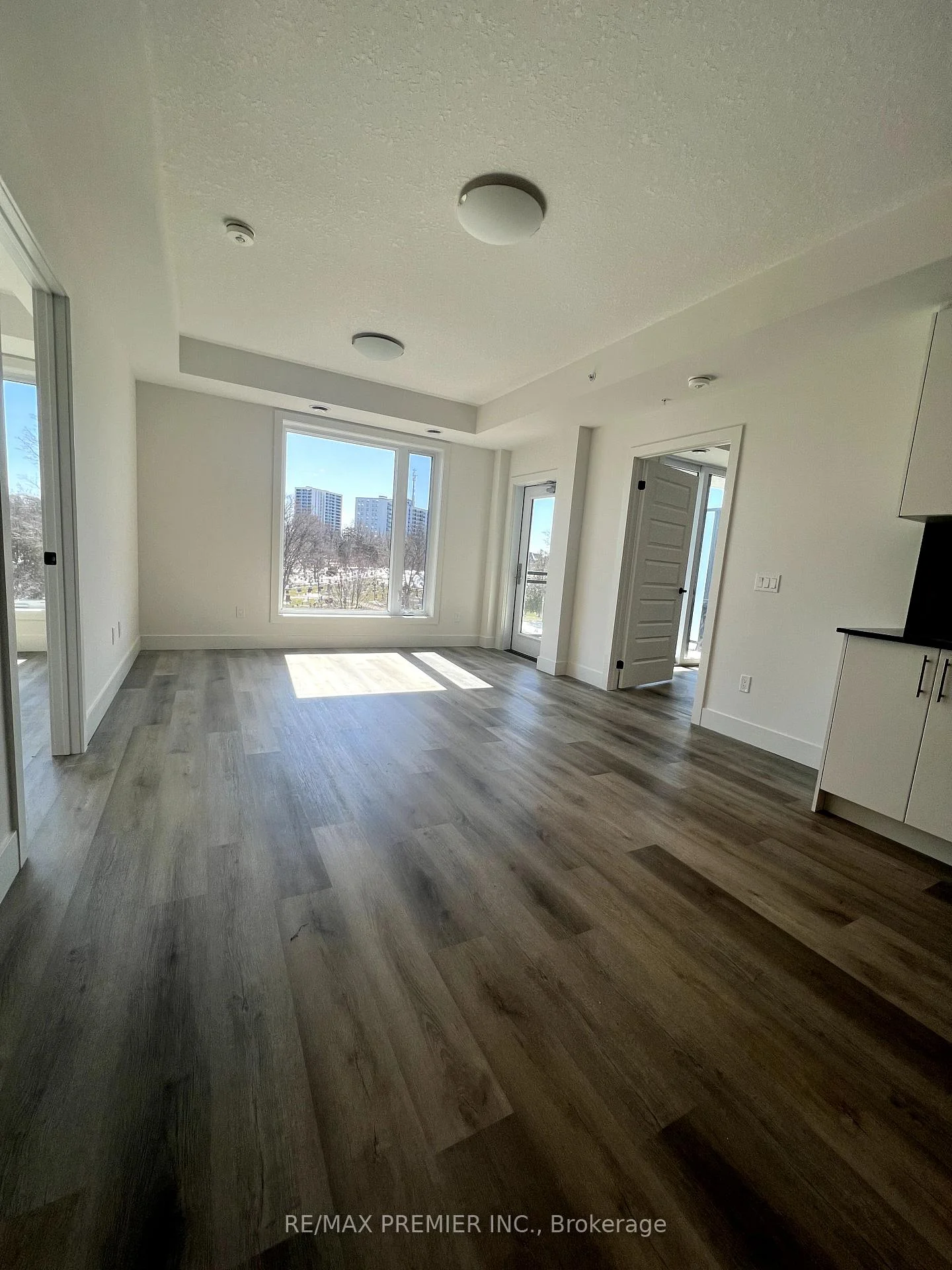 Photo 13 of Unit 504, 107 Roger Street, Waterloo, Uptown Waterloo/North Ward — HOMEH