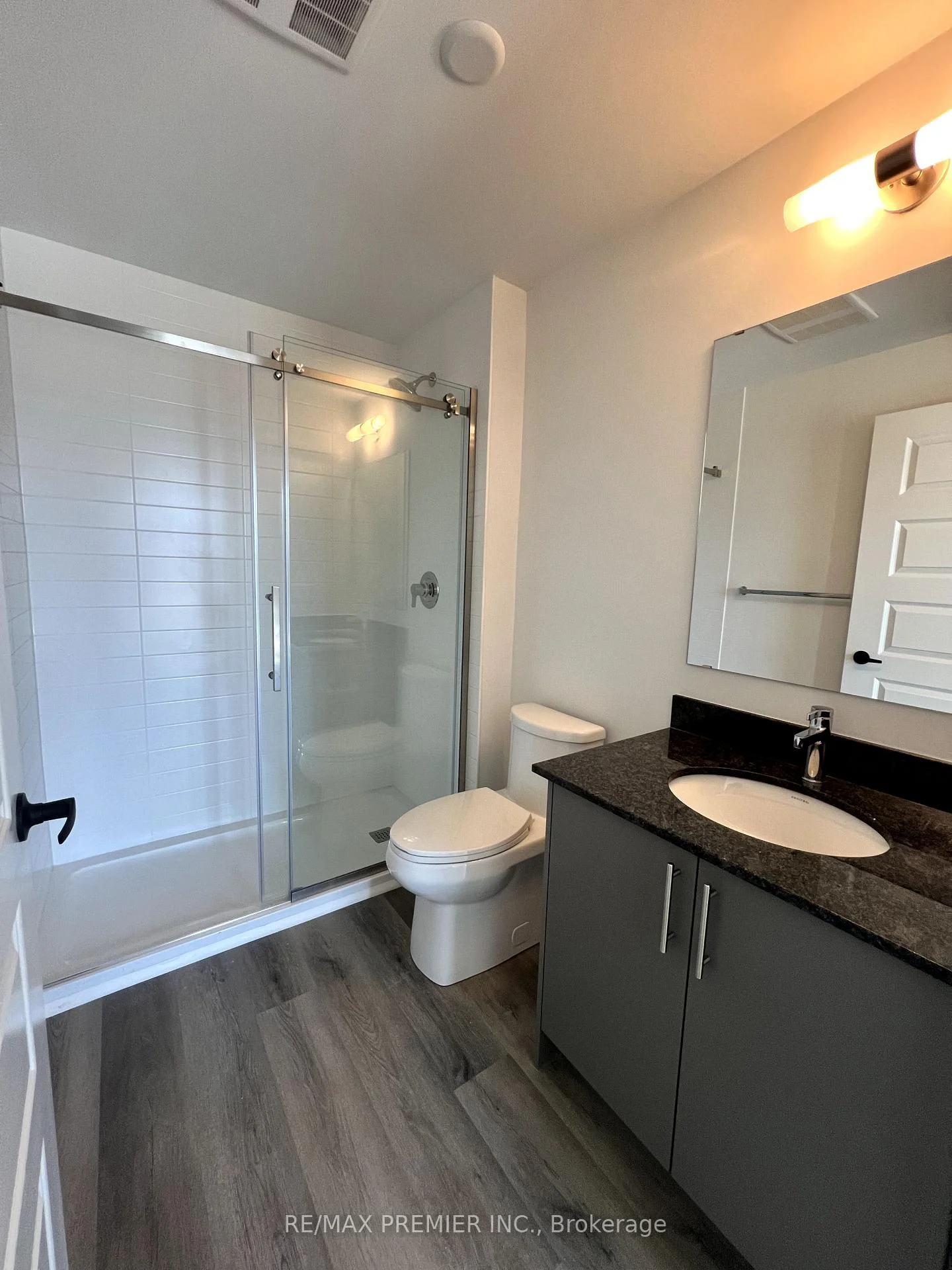 Photo 20 of Unit 504, 107 Roger Street, Waterloo, Uptown Waterloo/North Ward — HOMEH