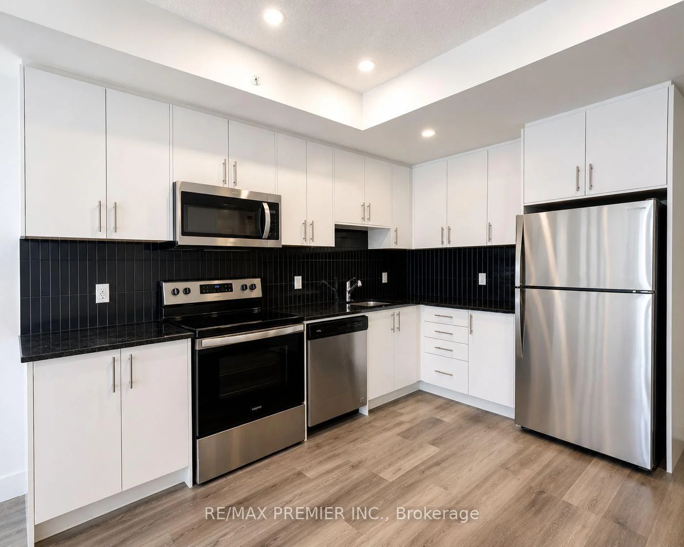Photo 36 of Unit 504, 107 Roger Street, Waterloo, Uptown Waterloo/North Ward — HOMEH