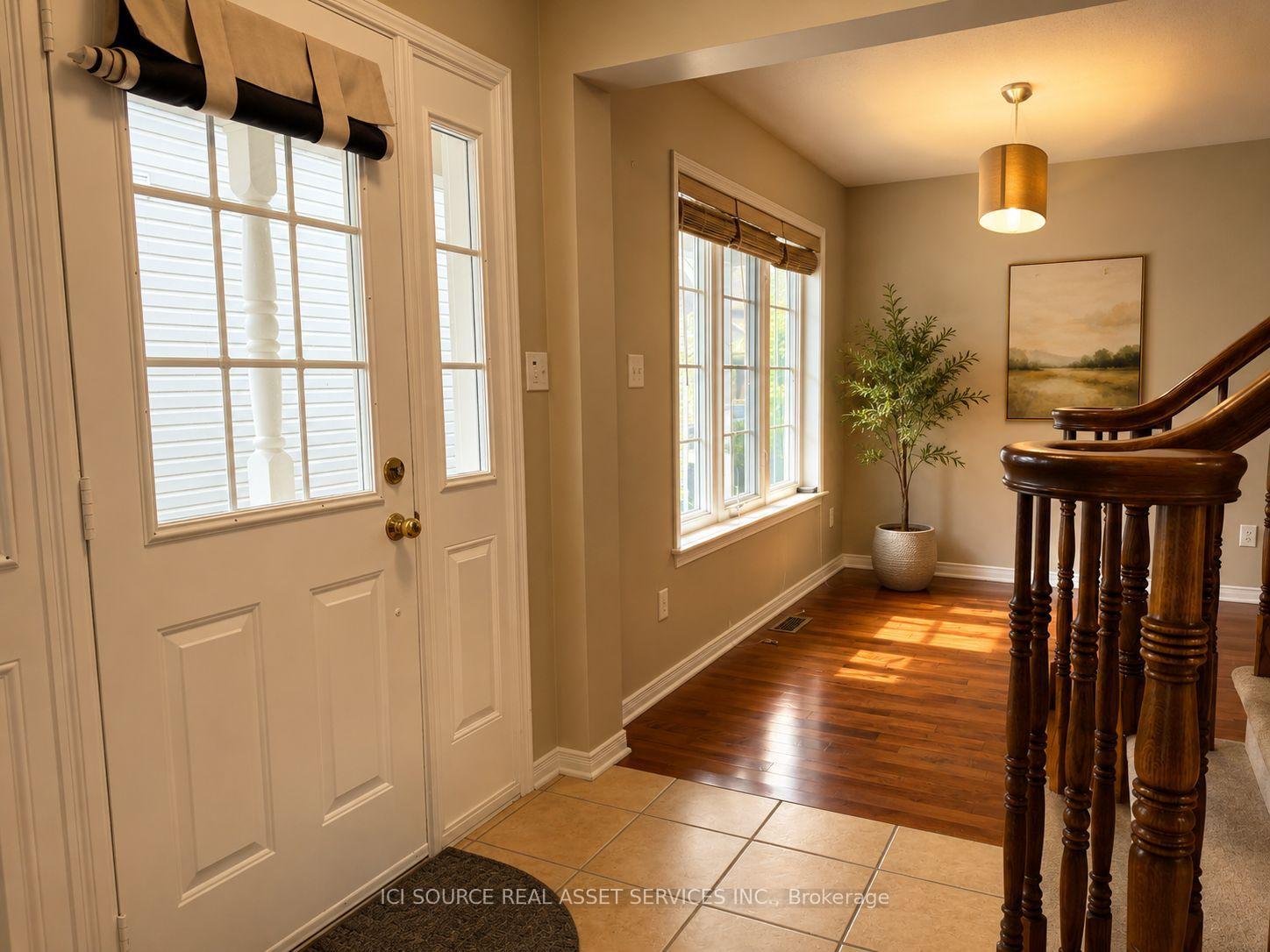 Photo 4 of 358 Wisteria Crescent, Ottawa, Hunt Club — HOMEH