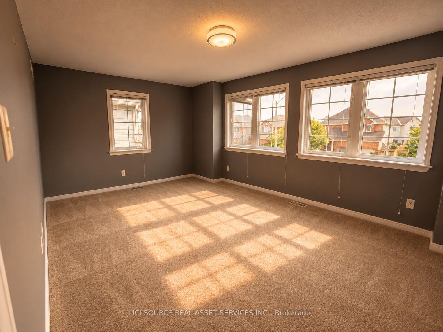 Photo 21 of 358 Wisteria Crescent, Ottawa, Hunt Club — HOMEH