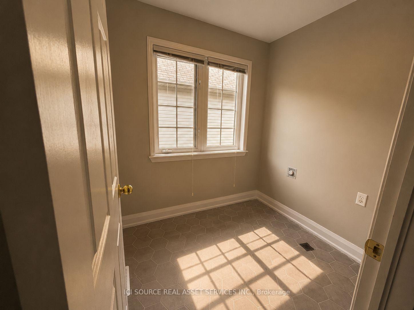Photo 24 of 358 Wisteria Crescent, Ottawa, Hunt Club — HOMEH