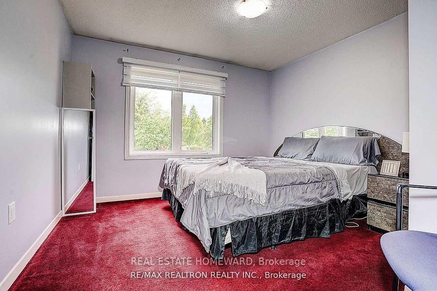 Photo 10 of 51 Steepleview Crescent, Richmond Hill, North Richvale — HOMEH