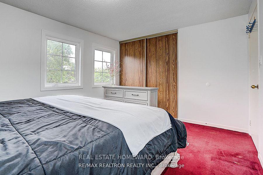Photo 11 of 51 Steepleview Crescent, Richmond Hill, North Richvale — HOMEH