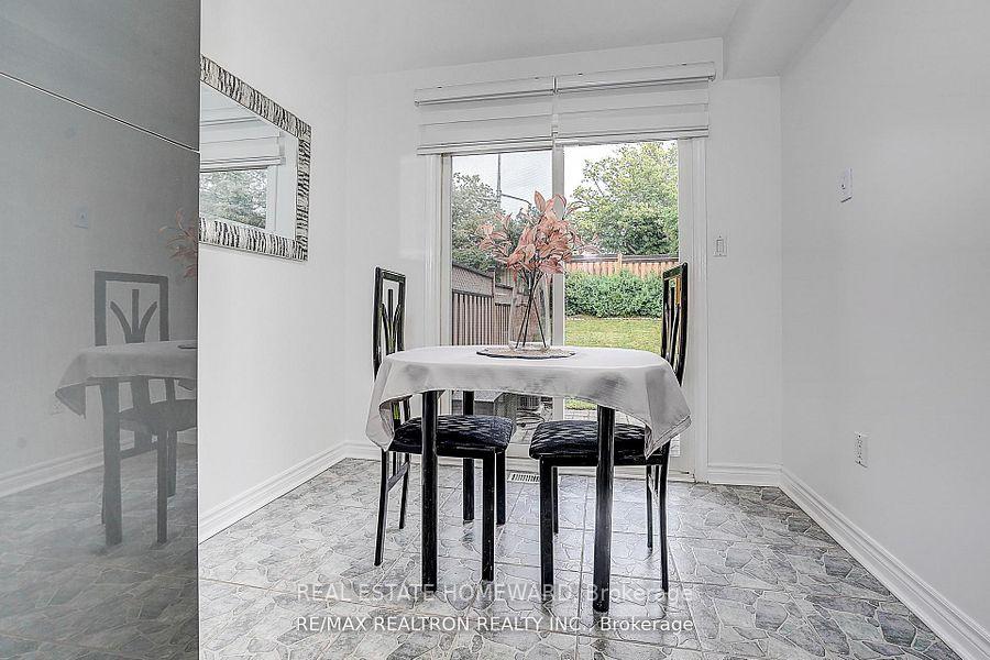 Photo 17 of 51 Steepleview Crescent, Richmond Hill, North Richvale — HOMEH