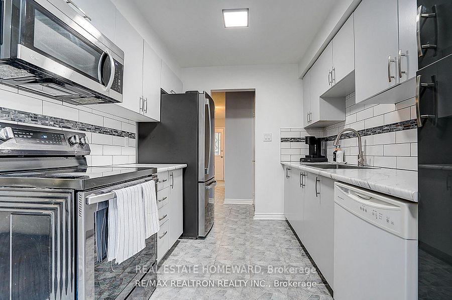 Photo 21 of 51 Steepleview Crescent, Richmond Hill, North Richvale — HOMEH