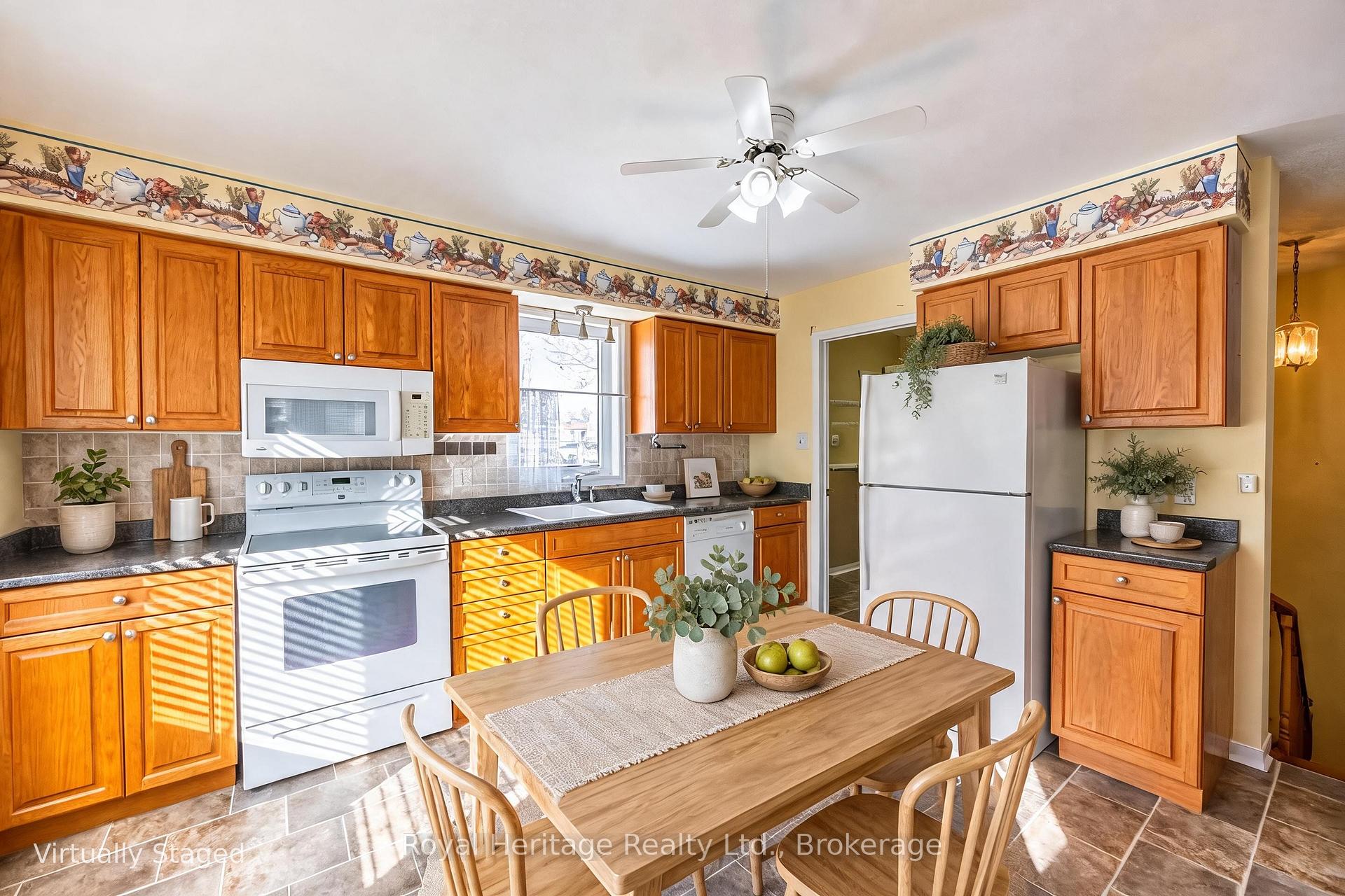 Photo 8 of 118 Bluffs Road, Clarington, Newcastle — HOMEH