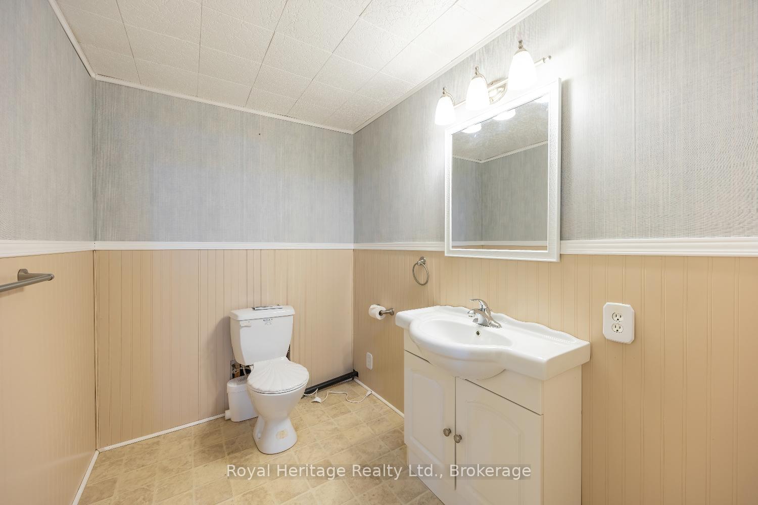 Photo 21 of 118 Bluffs Road, Clarington, Newcastle — HOMEH