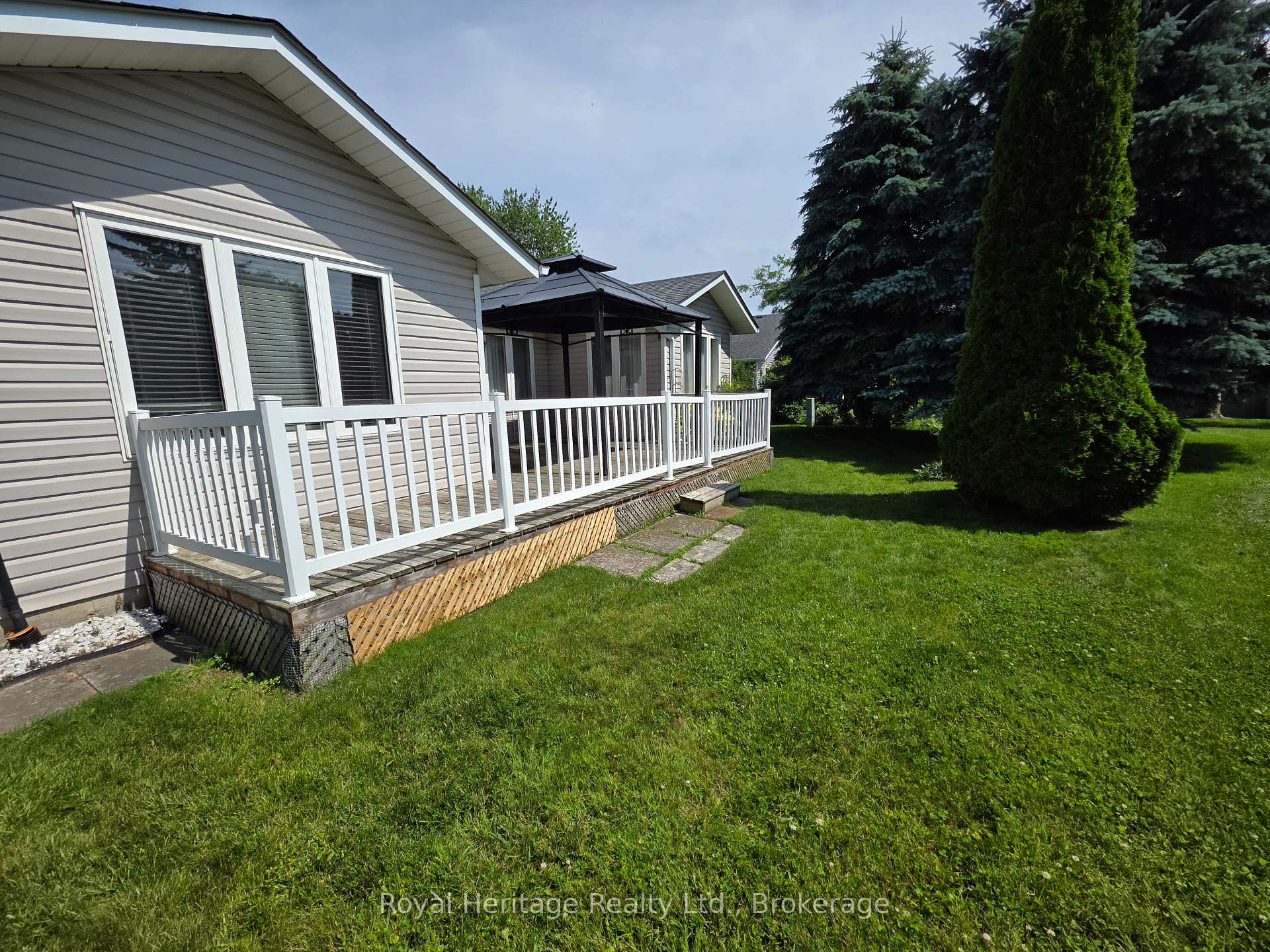 Photo 26 of 118 Bluffs Road, Clarington, Newcastle — HOMEH