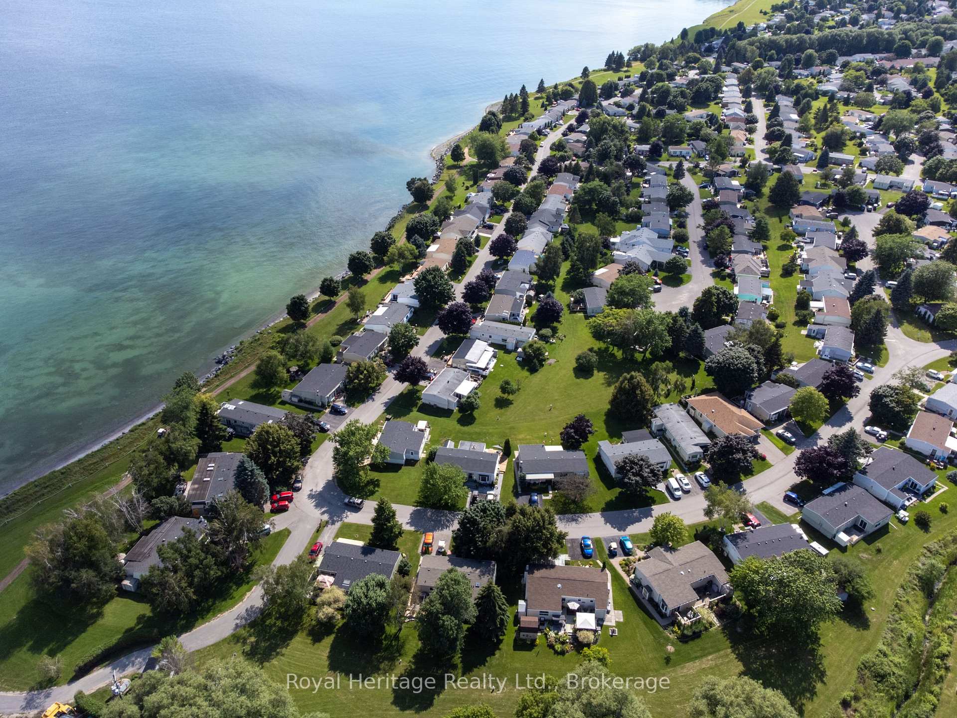 Photo 40 of 118 Bluffs Road, Clarington, Newcastle — HOMEH