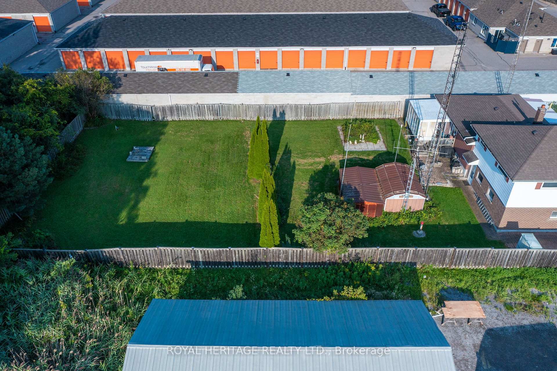 Photo 16 of 1000 Taunton Road E, Whitby, Taunton North — HOMEH