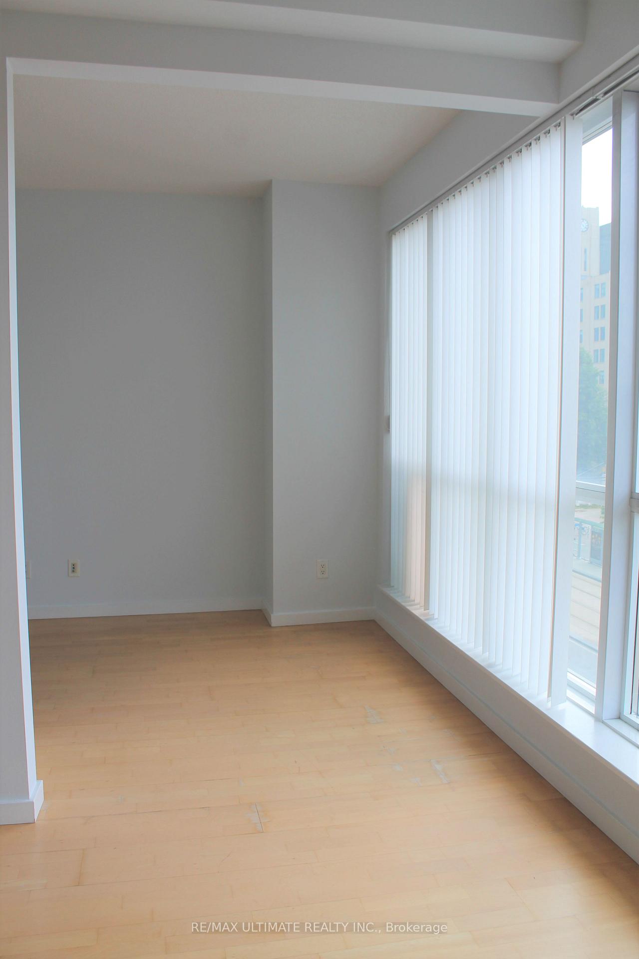 Photo 3 of Unit 307, 218 Queens Quay W, Toronto, Waterfront Communities — HOMEH