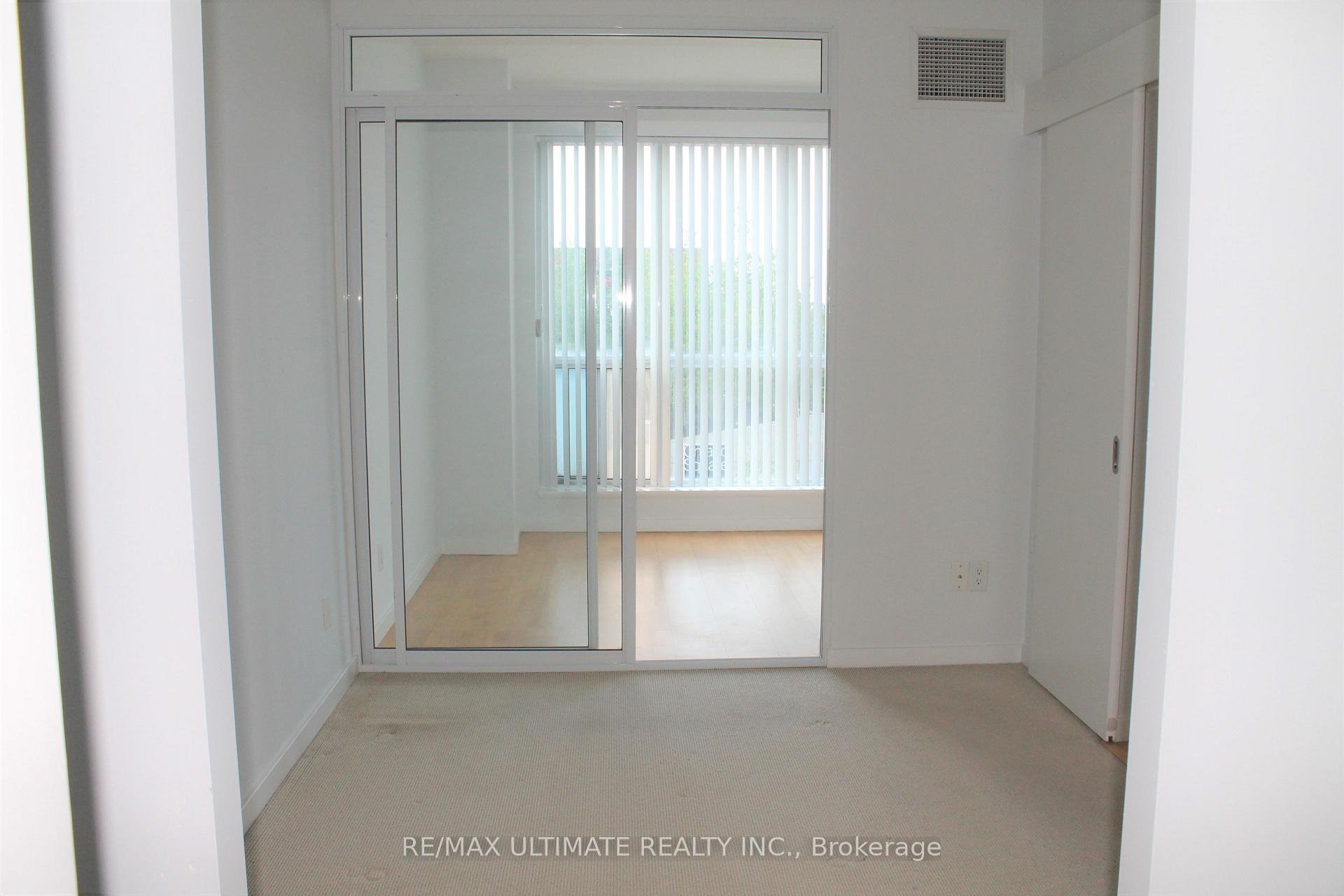 Photo 6 of Unit 307, 218 Queens Quay W, Toronto, Waterfront Communities — HOMEH